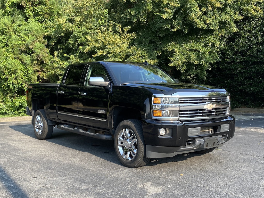 Used 2017 Chevrolet Silverado 2500HD High Country Pickup