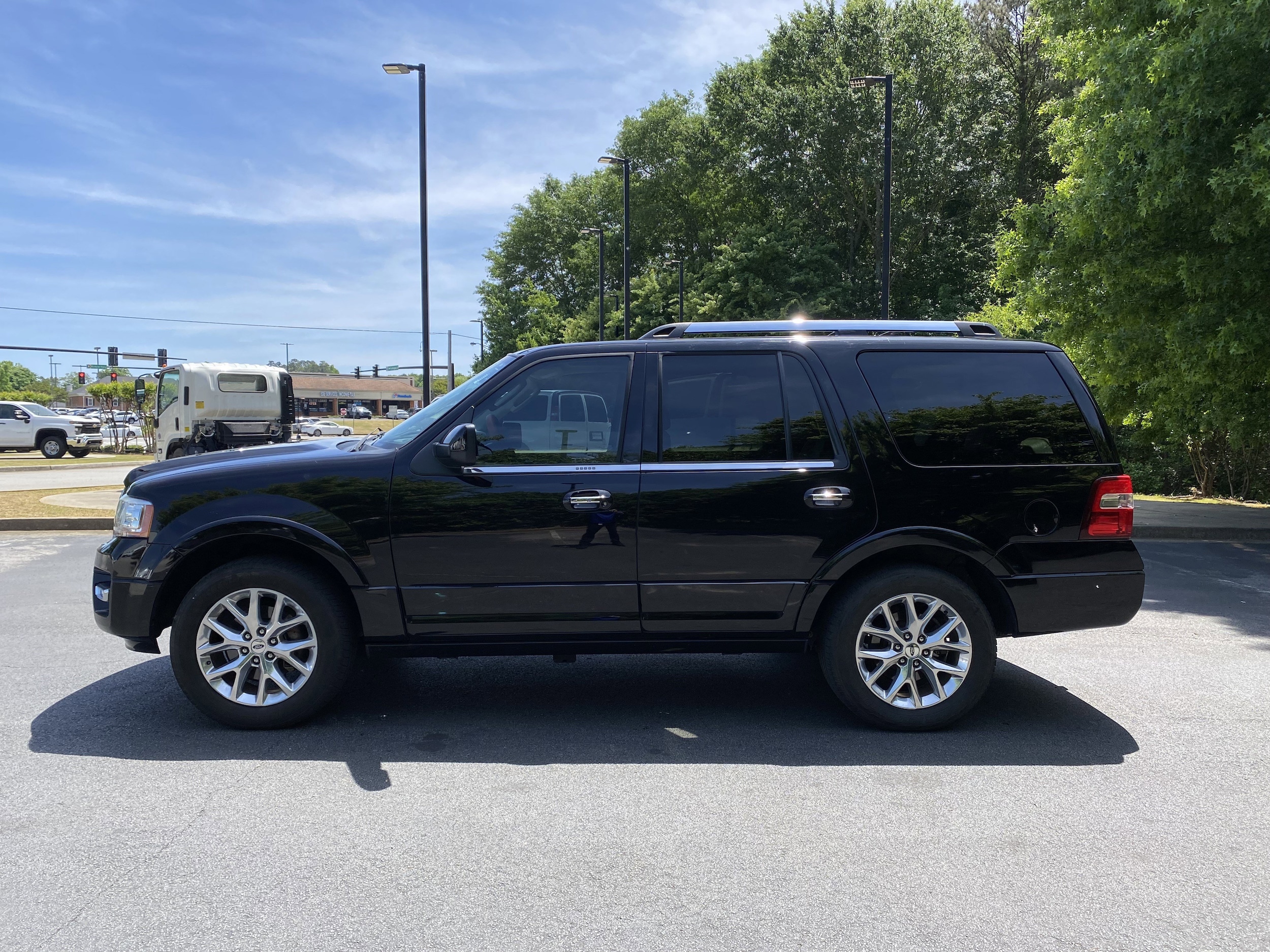 2017 Ford Expedition Limited photo 6