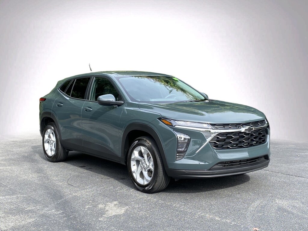 Used 2026 Chevrolet Trax LS SUV