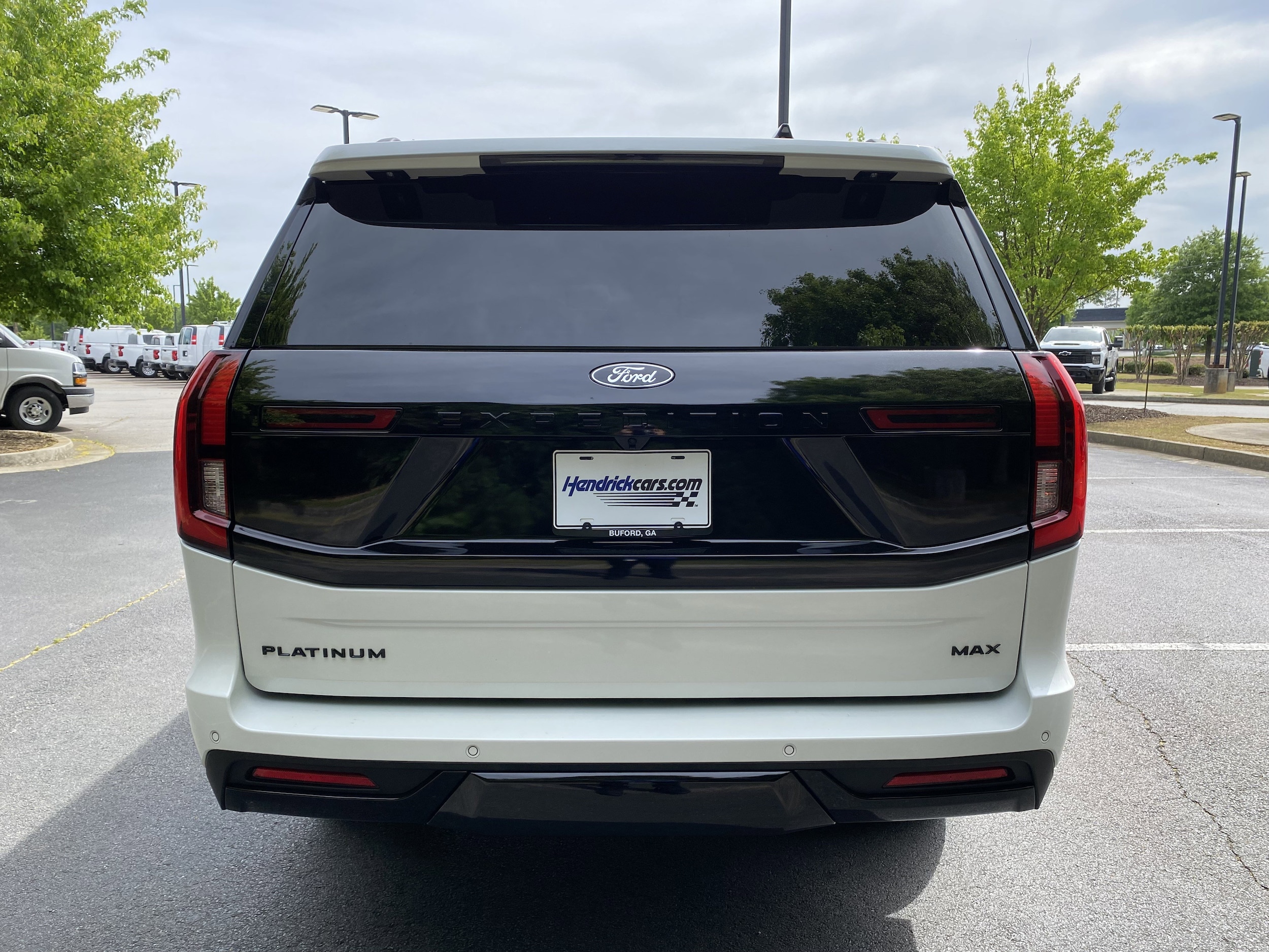 2025 Ford Expedition Max Platinum photo 6