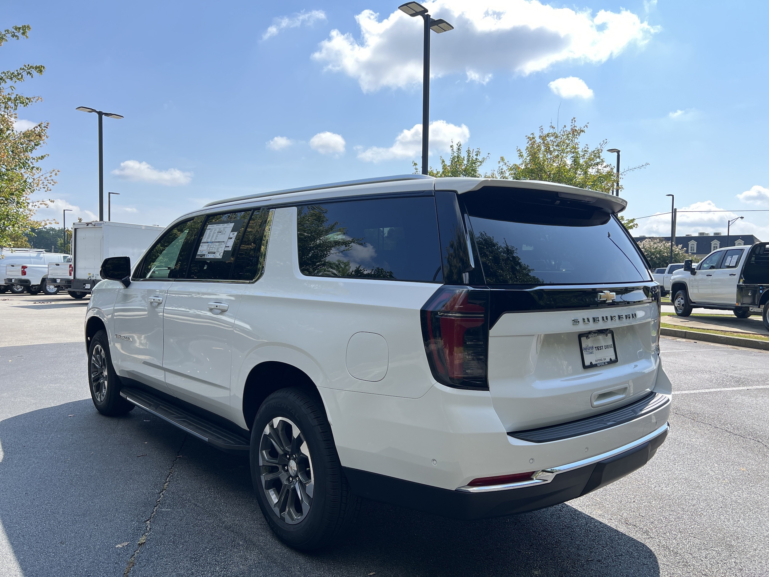 2026 Chevrolet Suburban LS