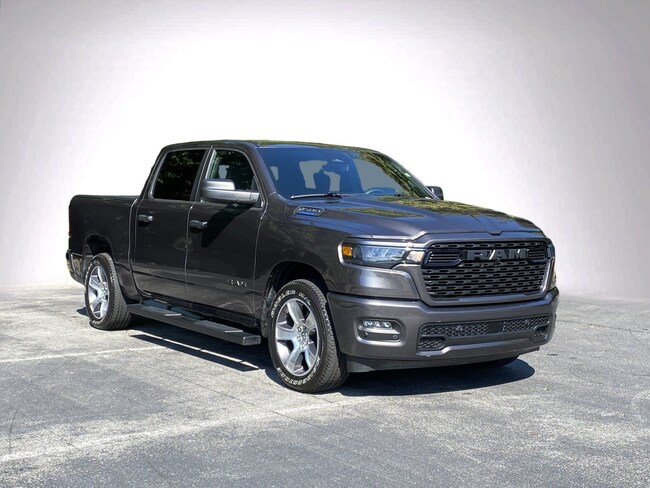 2026 Ram 1500 Express Pickup