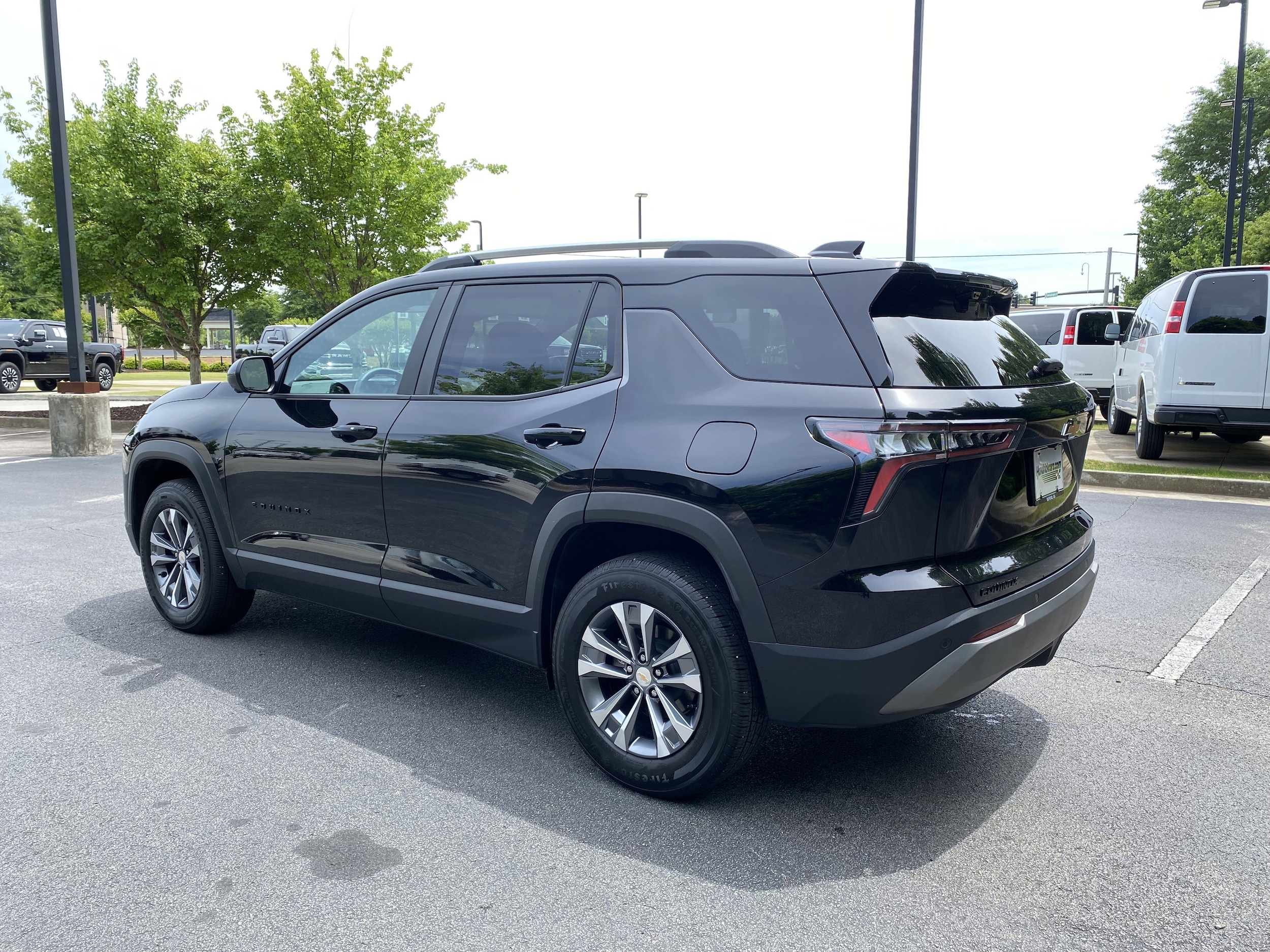 2026 Chevrolet Equinox FWD LT photo 6