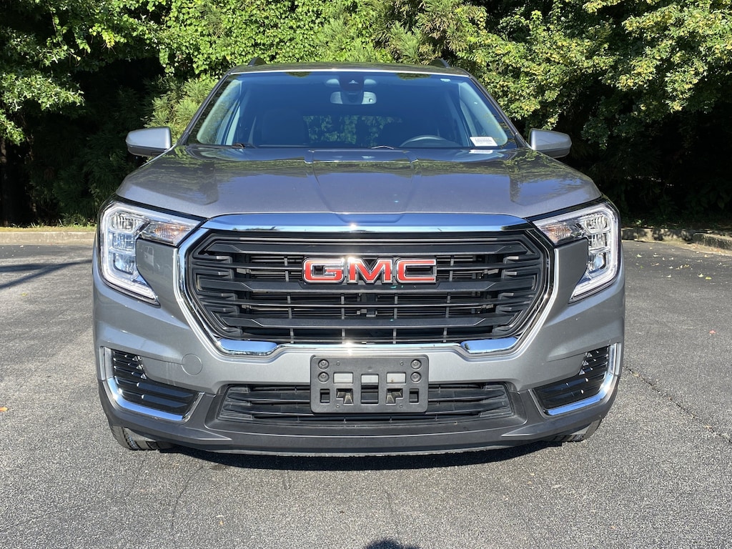 Used 2023 GMC Terrain SLE SUV