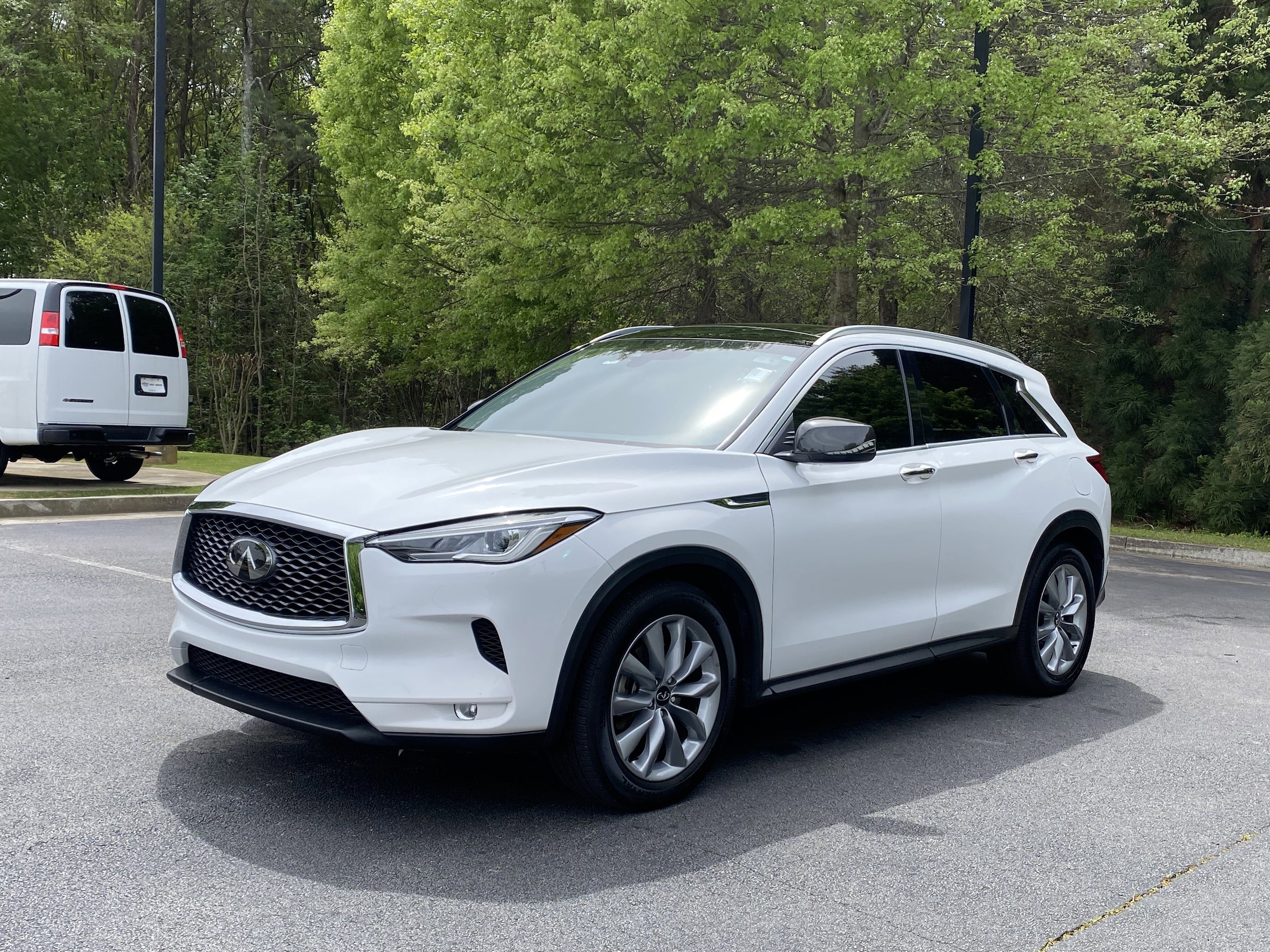 2021 INFINITI QX50 LUXE photo 4