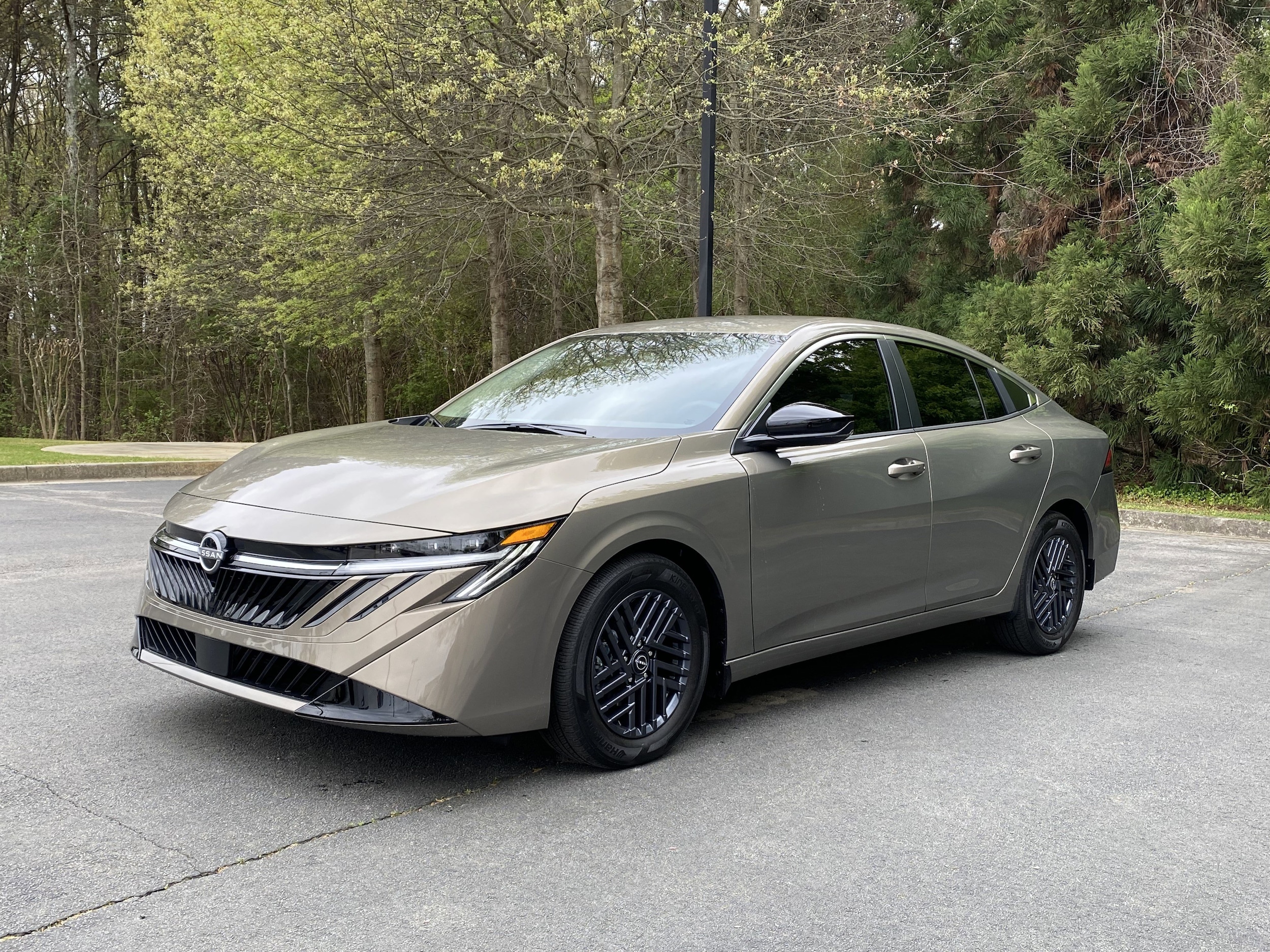 2026 Nissan Sentra SV photo 4