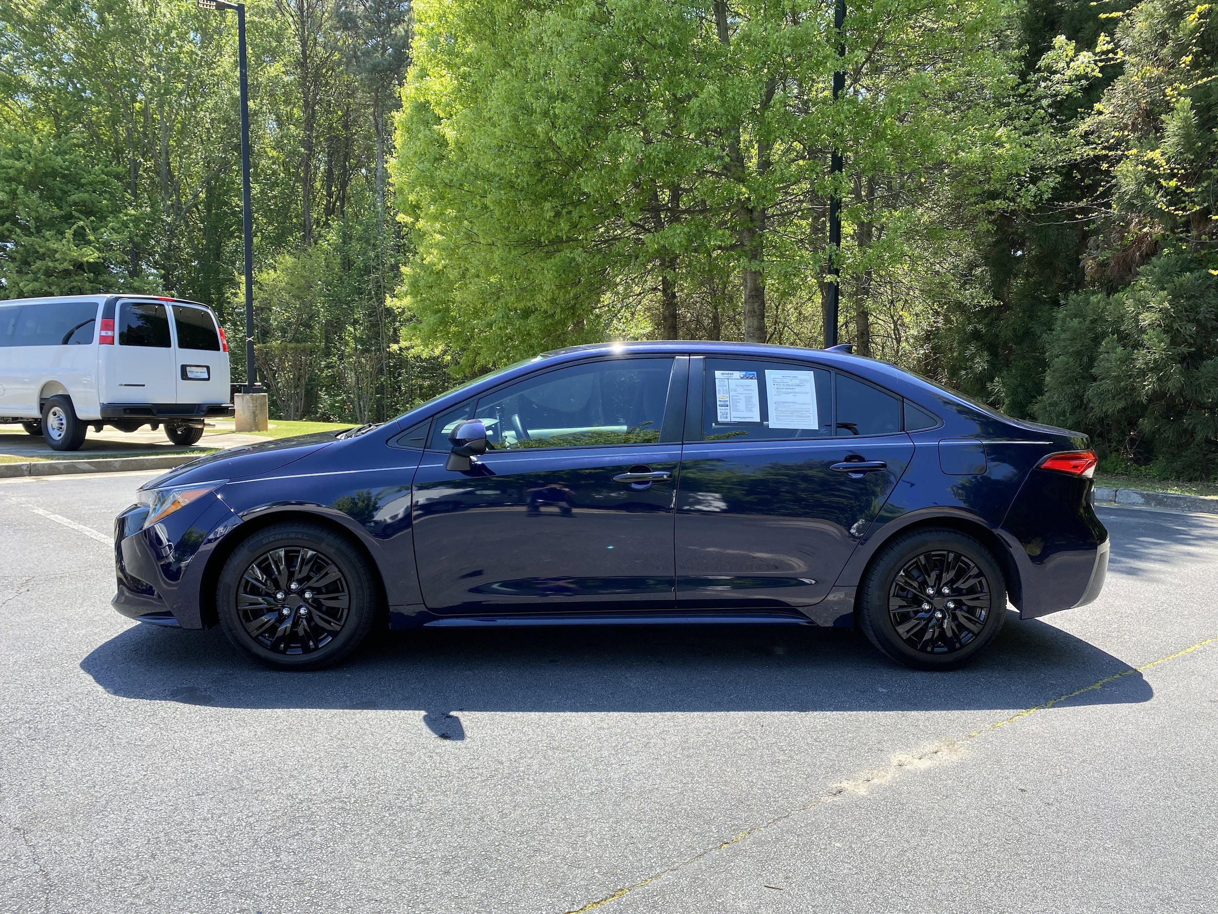 2021 Toyota Corolla LE photo 5