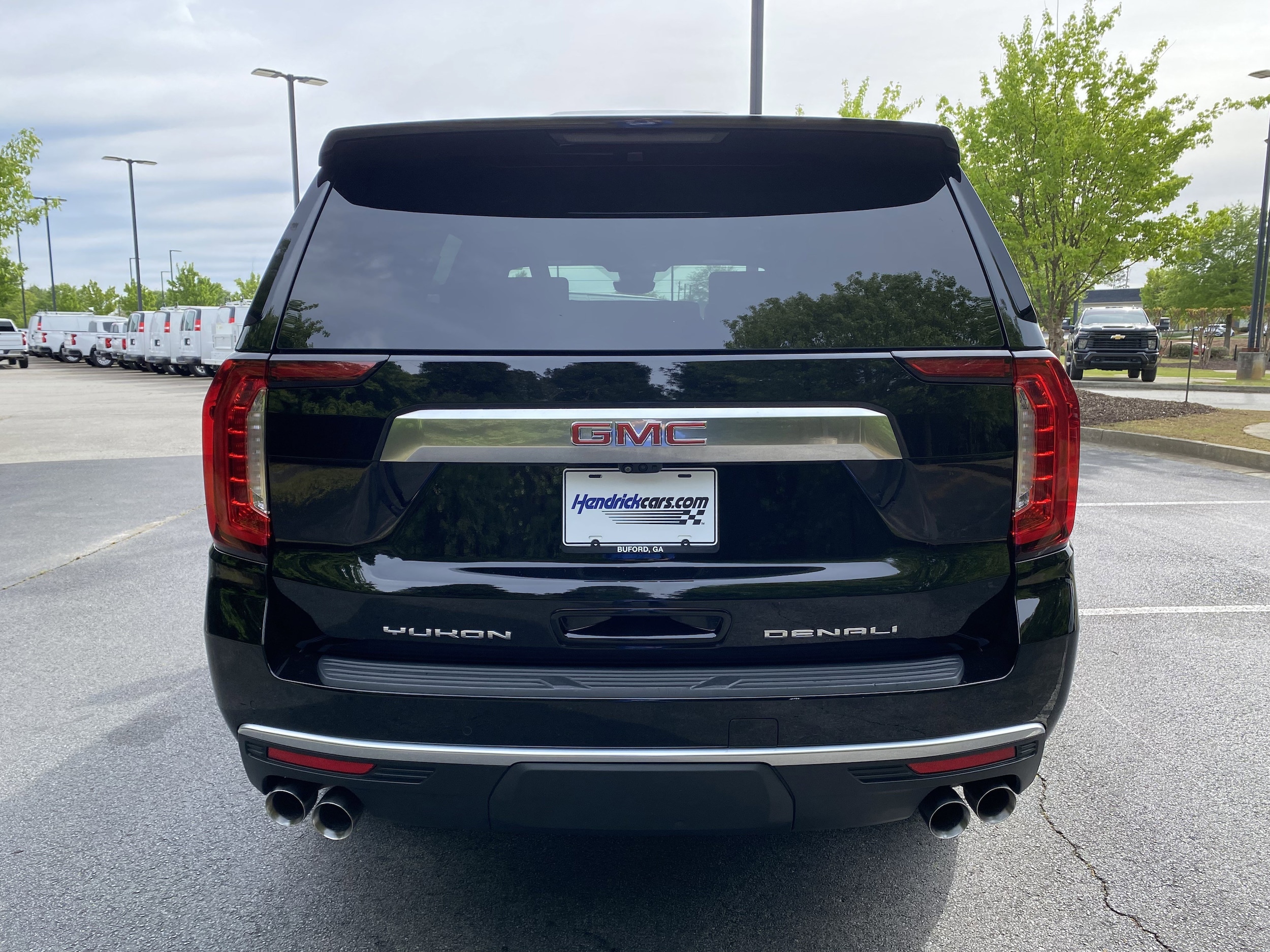2023 GMC Yukon Denali photo 6