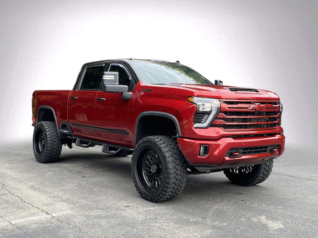 Used 2024 Chevrolet Silverado 2500HD High Country Pickup