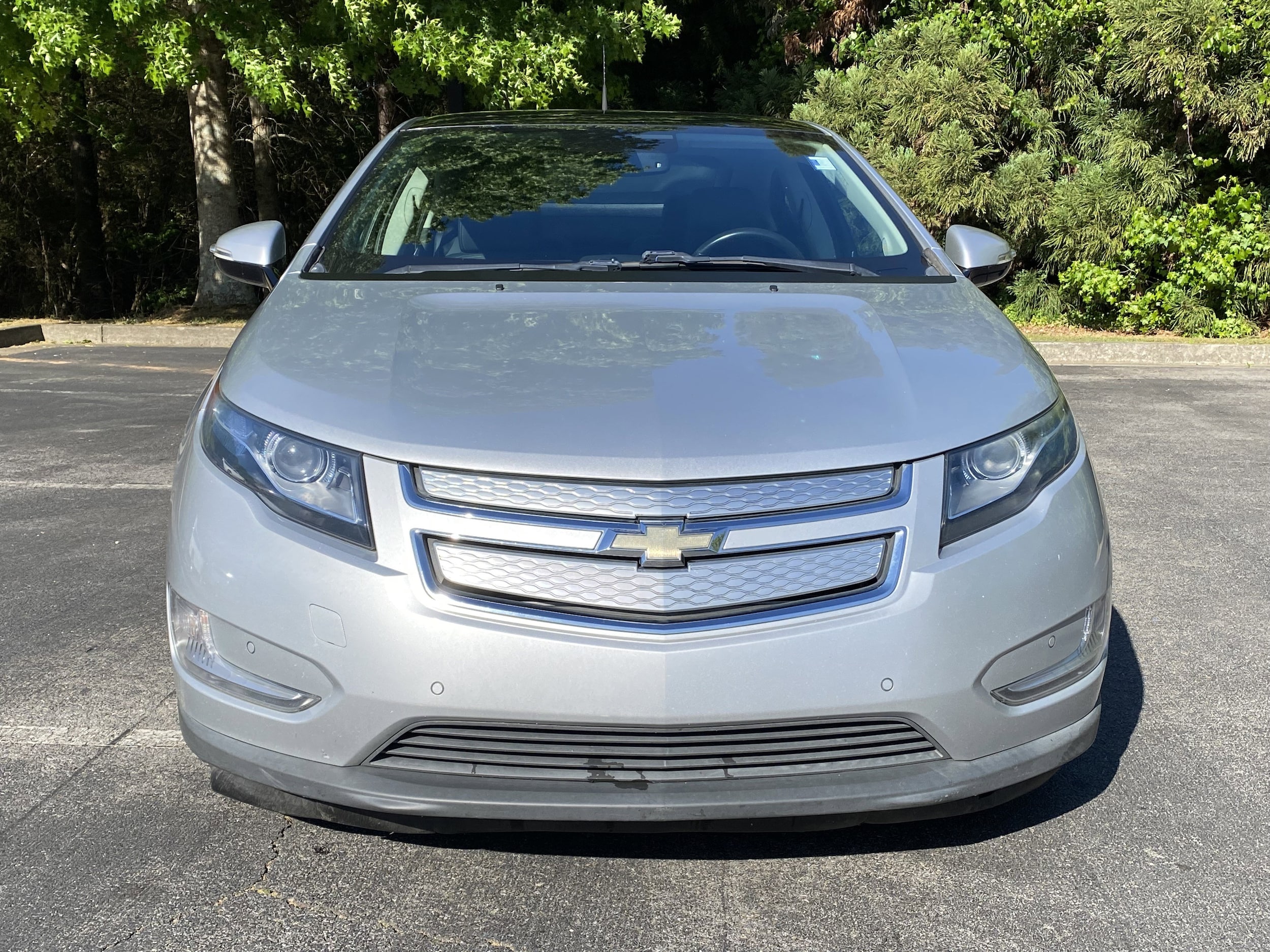 2012 Chevrolet Volt photo 2
