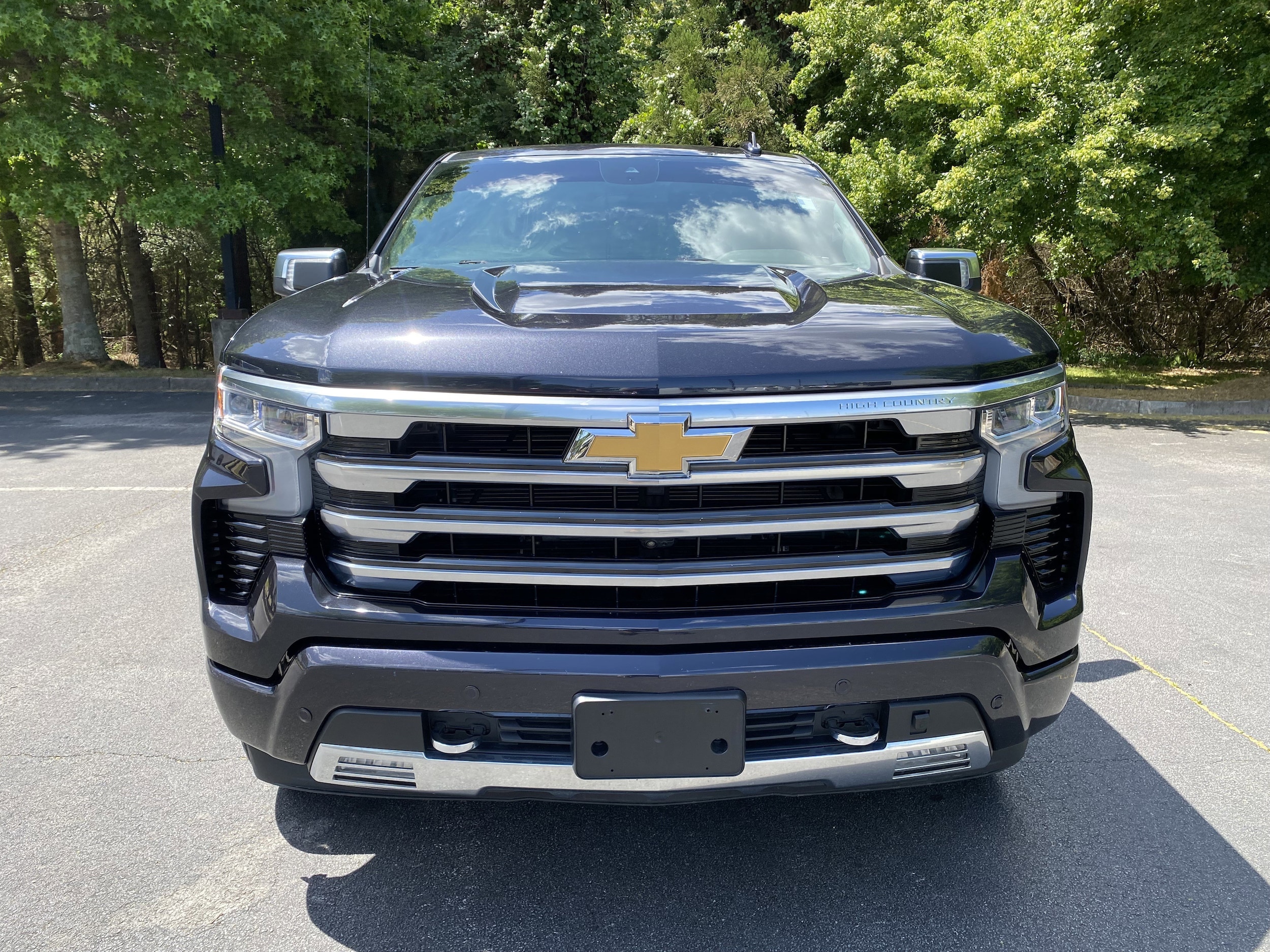 2023 Chevrolet Silverado 1500 High Country photo 2