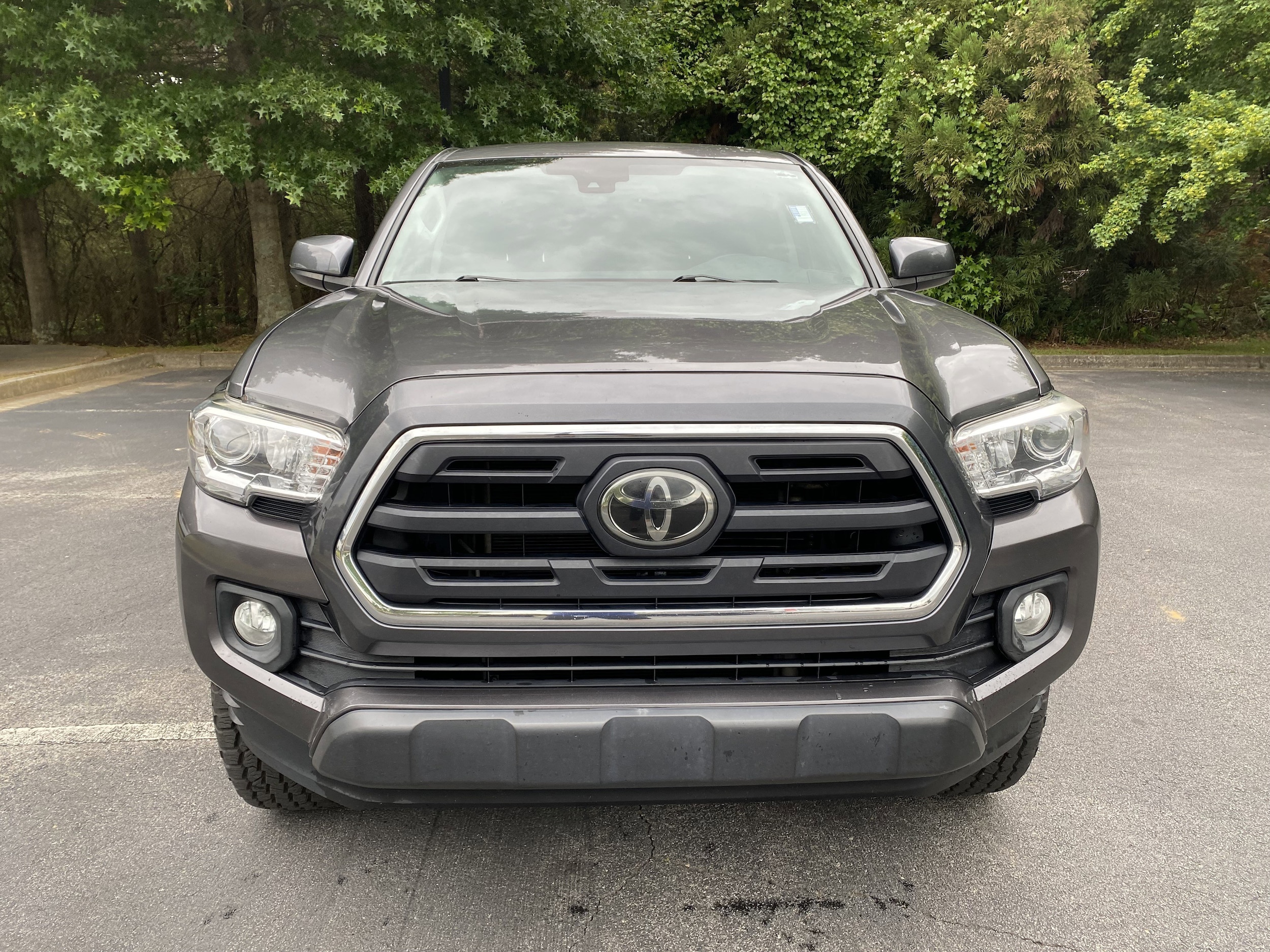 2018 Toyota Tacoma SR5 photo 3