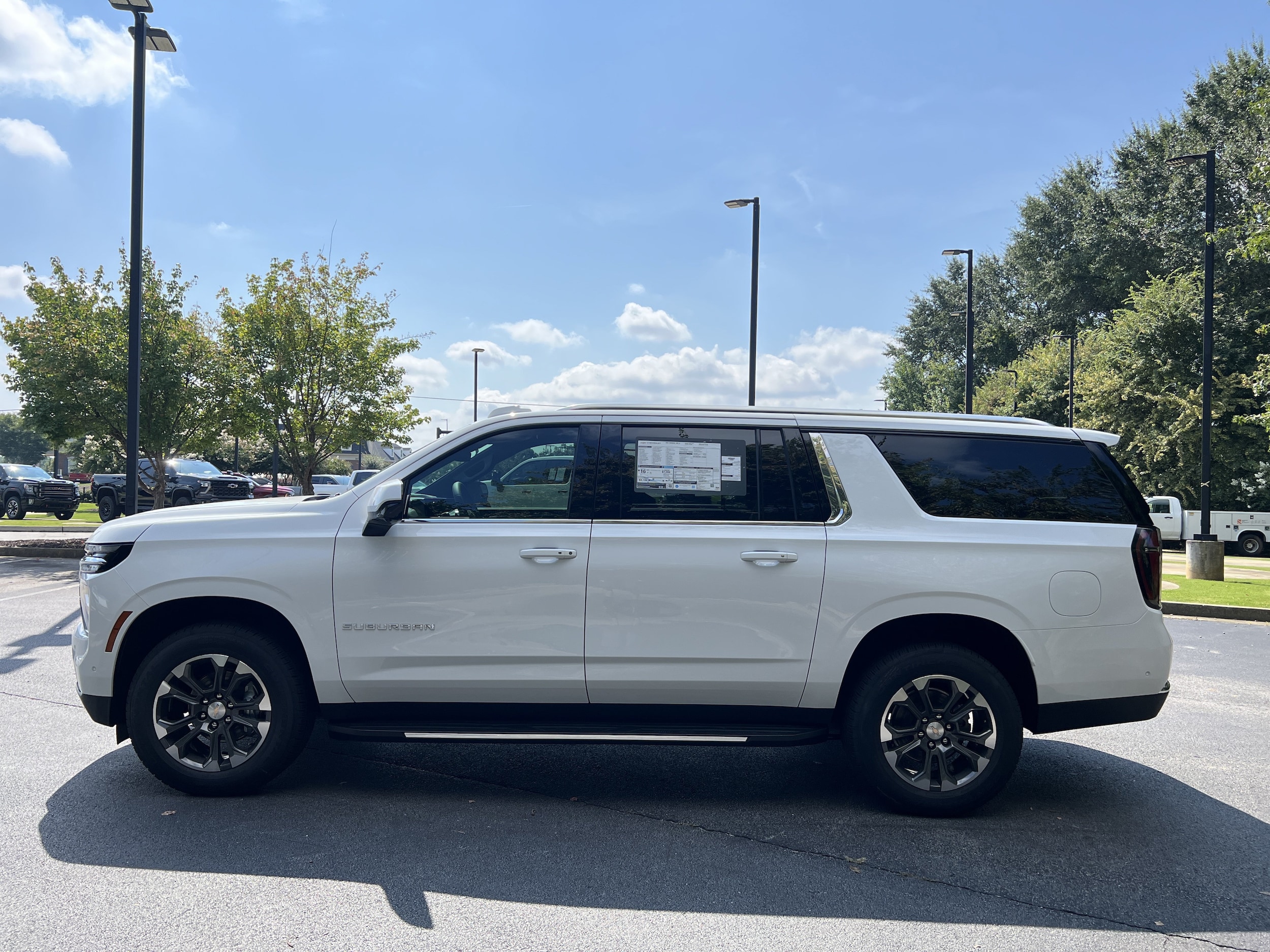 2026 Chevrolet Suburban LS