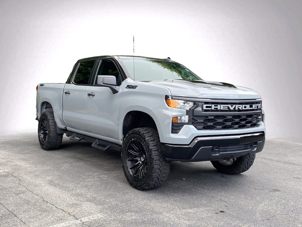 Used 2025 Chevrolet Silverado 1500 Custom Trail Boss Pickup