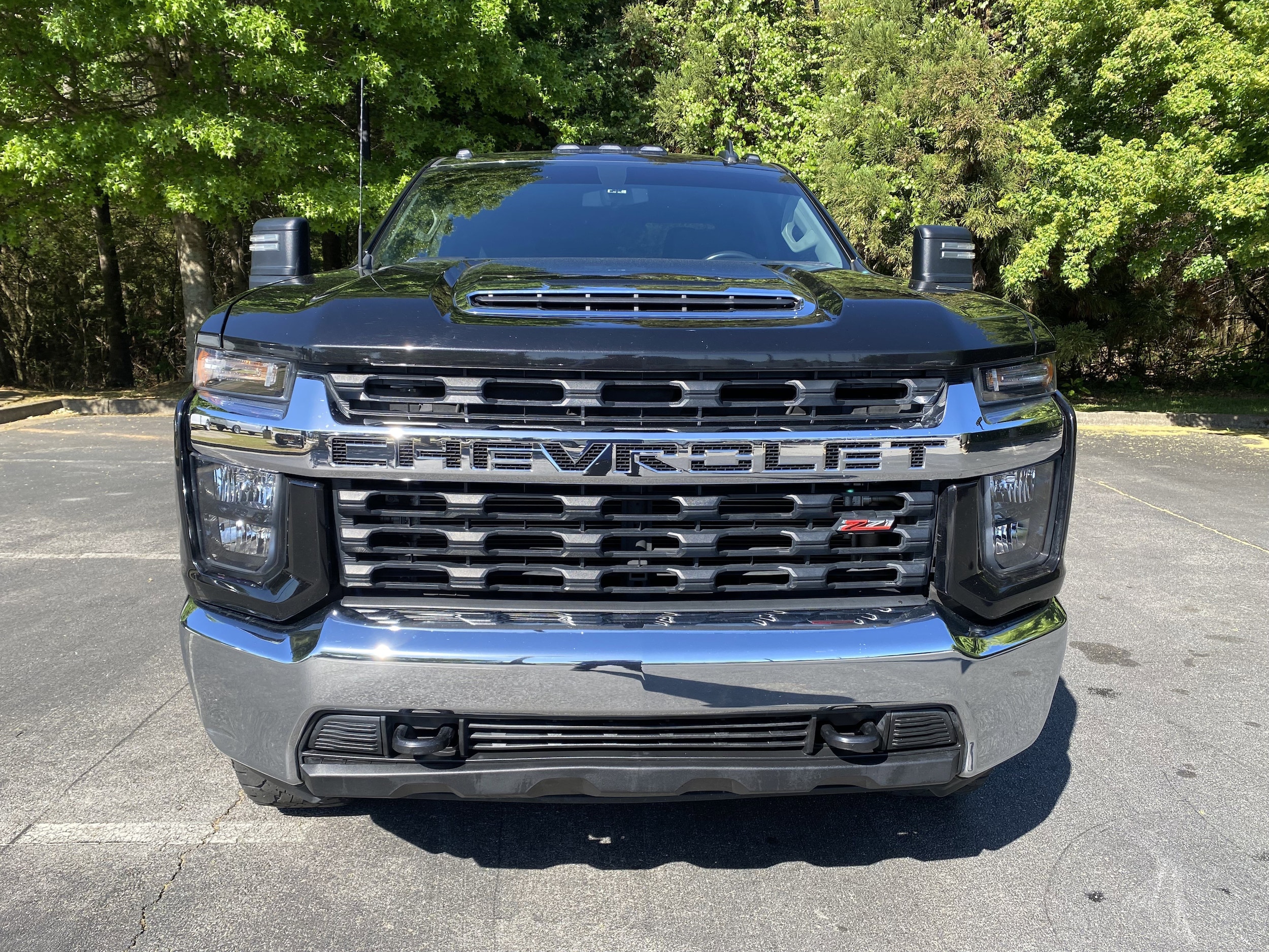 2023 Chevrolet Silverado 2500HD LT photo 3