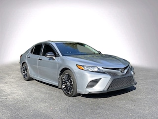 2020 Toyota Camry SE Sedan