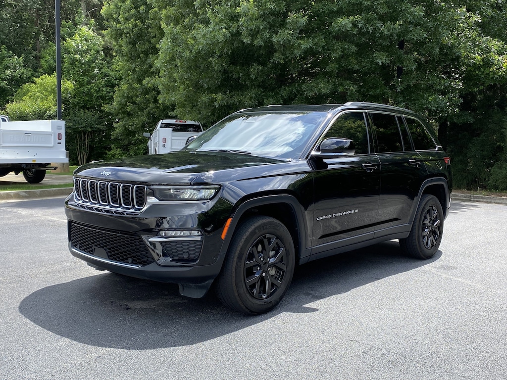 Used 2023 Jeep Grand Cherokee Limited SUV
