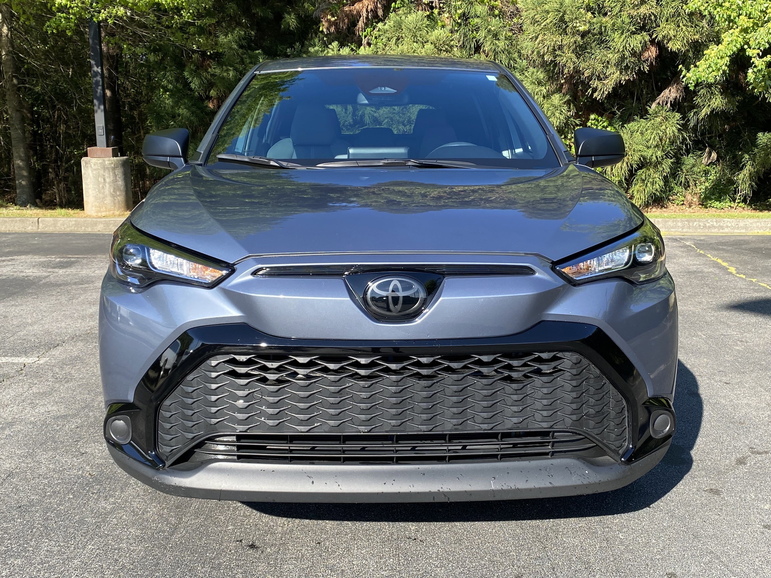 2025 Toyota Corolla Cross Hybrid SE photo 2