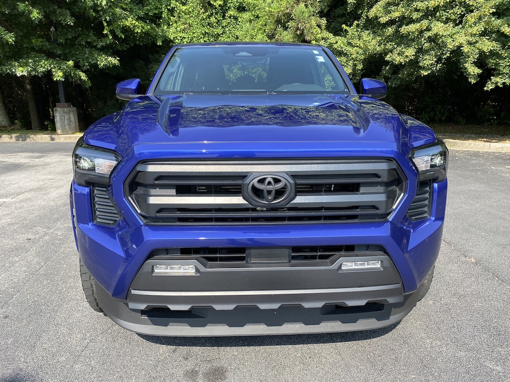 Used 2025 Toyota Tacoma 2WD SR5 Pickup