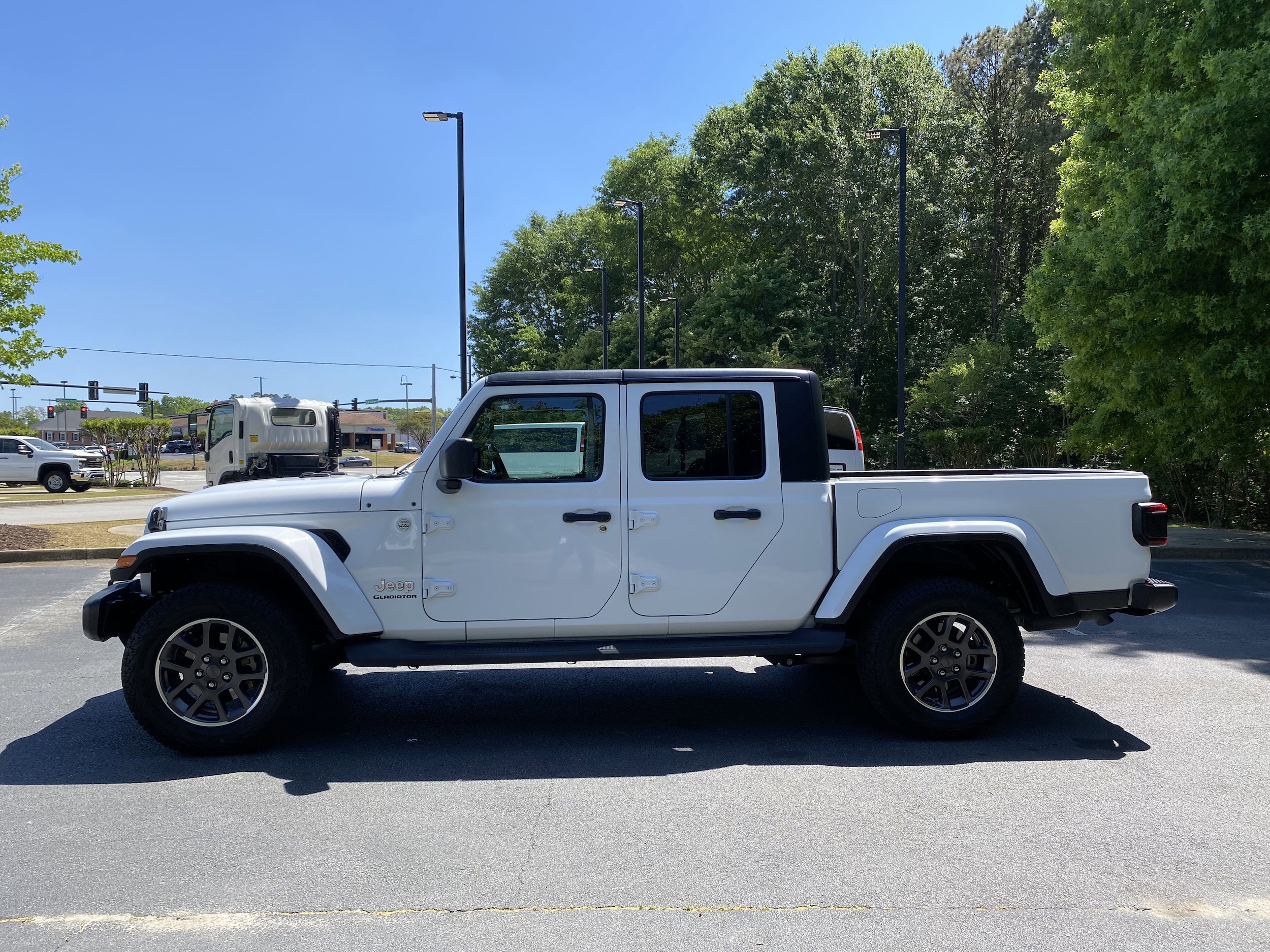 2020 Jeep Gladiator Overland photo 5