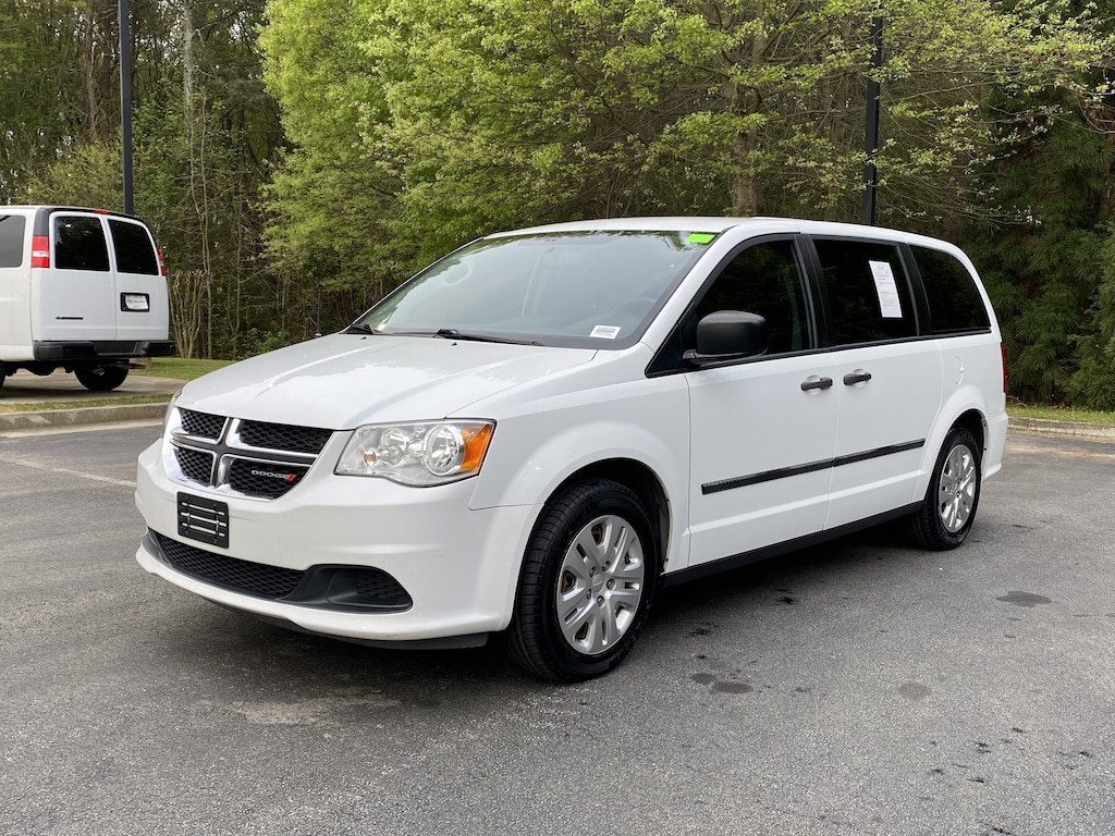 Used 2016 Dodge Grand Caravan American Value Pkg Minivan