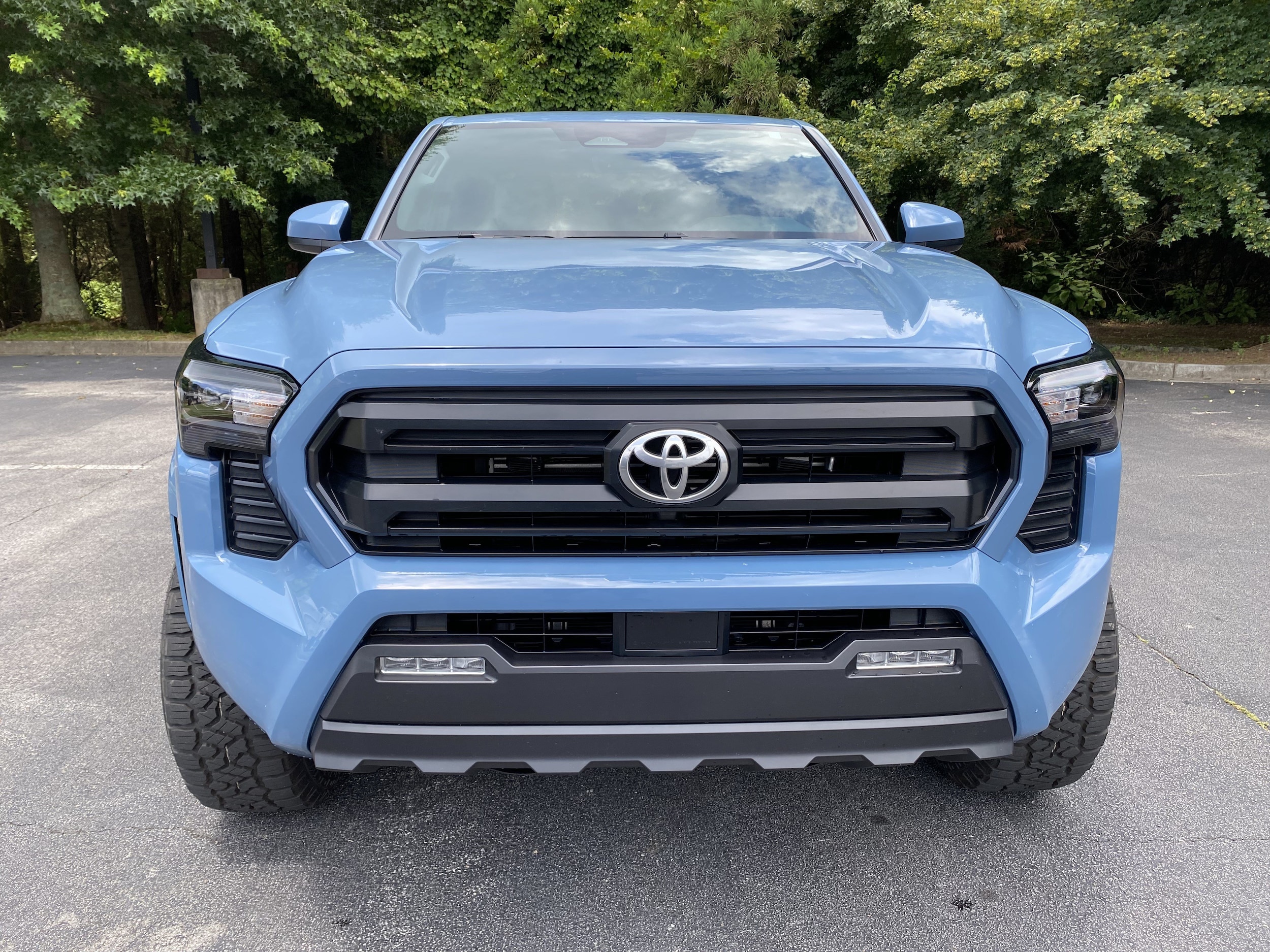 Toyota Tacoma 2WD SR5
