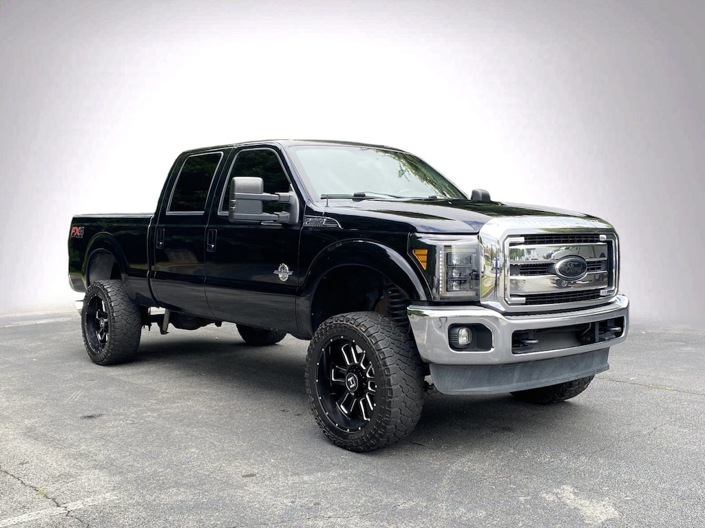 Used 2016 Ford Super Duty F-250 SRW Lariat Pickup
