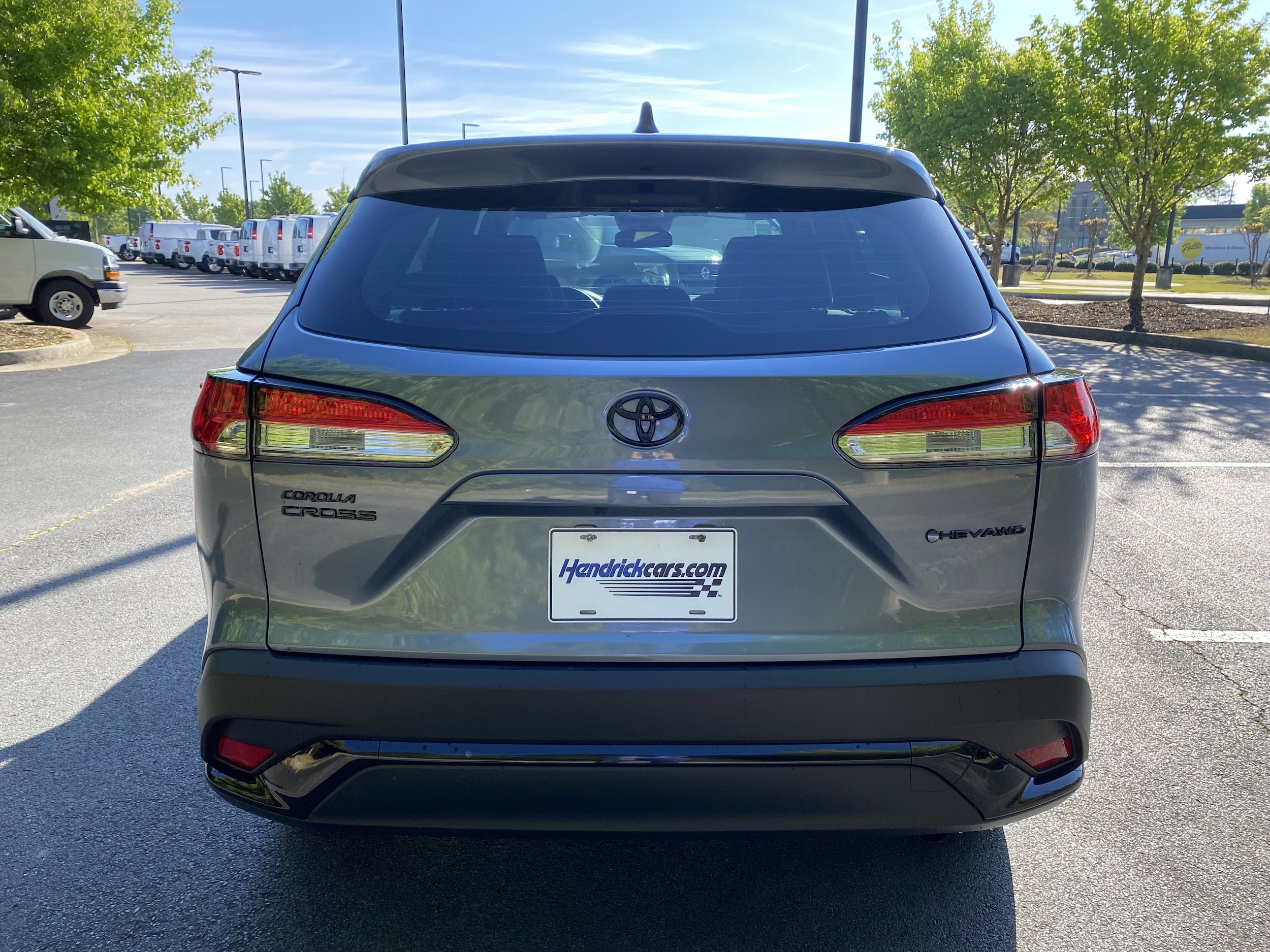 2025 Toyota Corolla Cross Hybrid SE photo 3