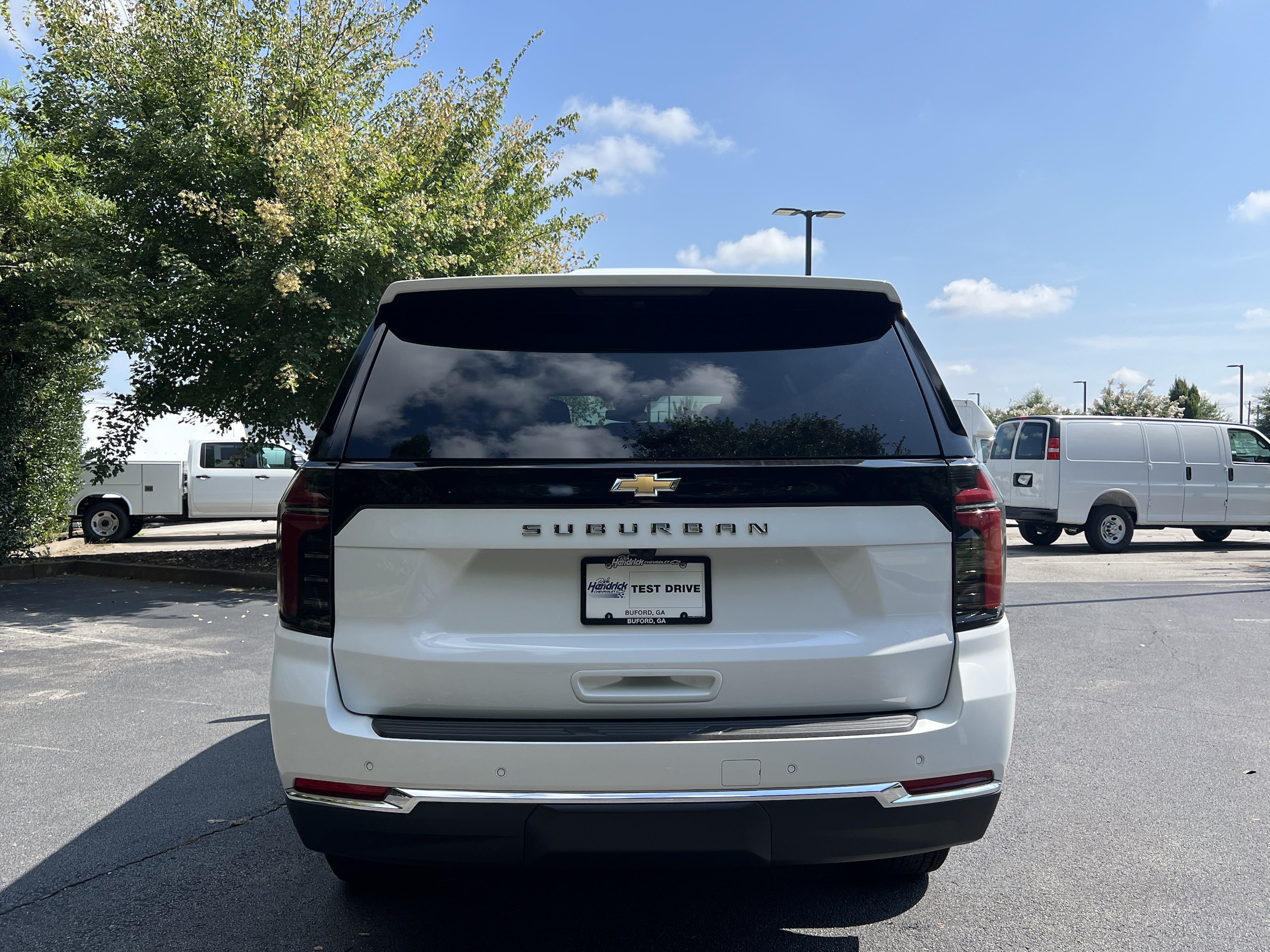 2026 Chevrolet Suburban LS