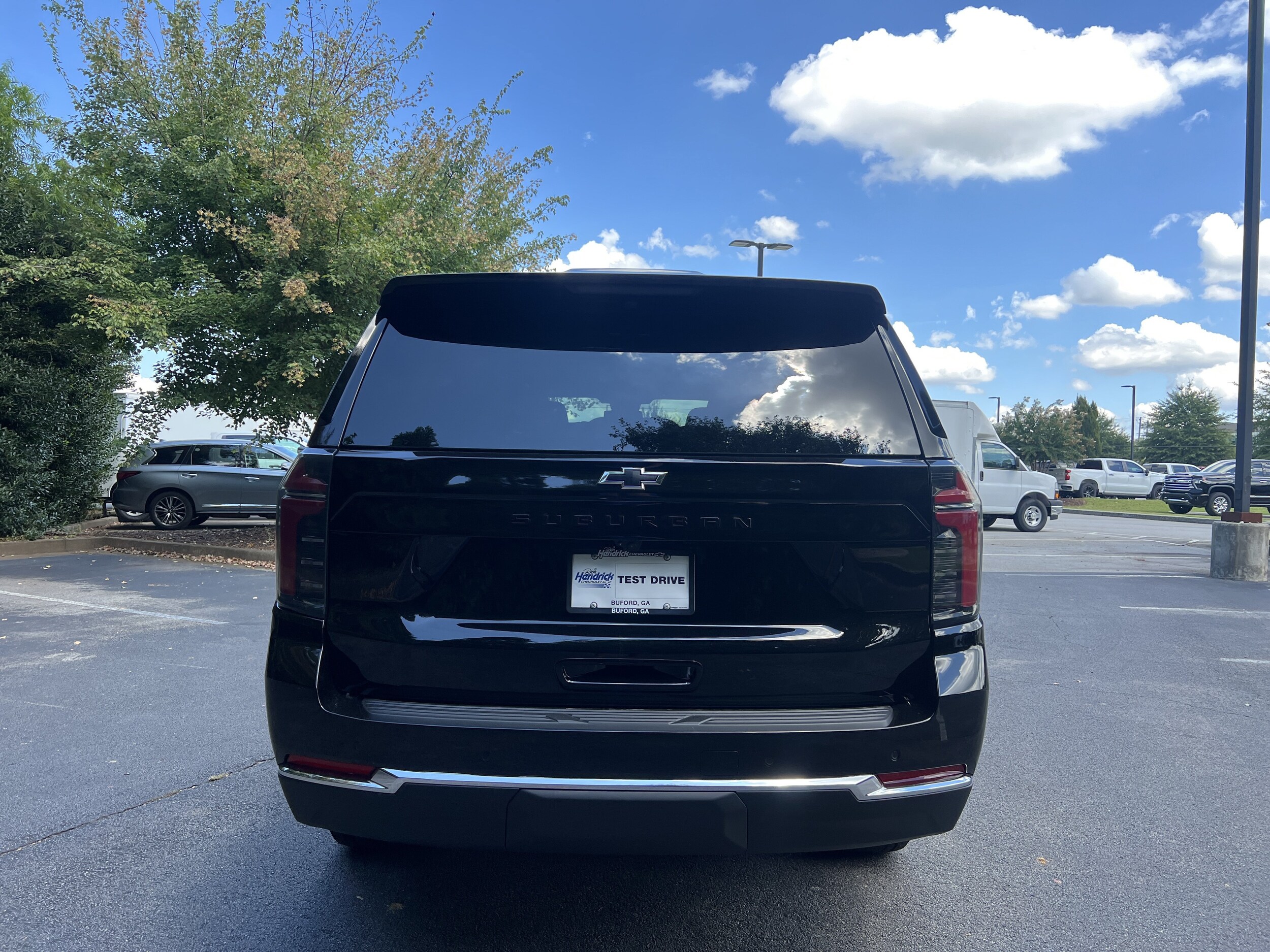 2026 Chevrolet Suburban LS