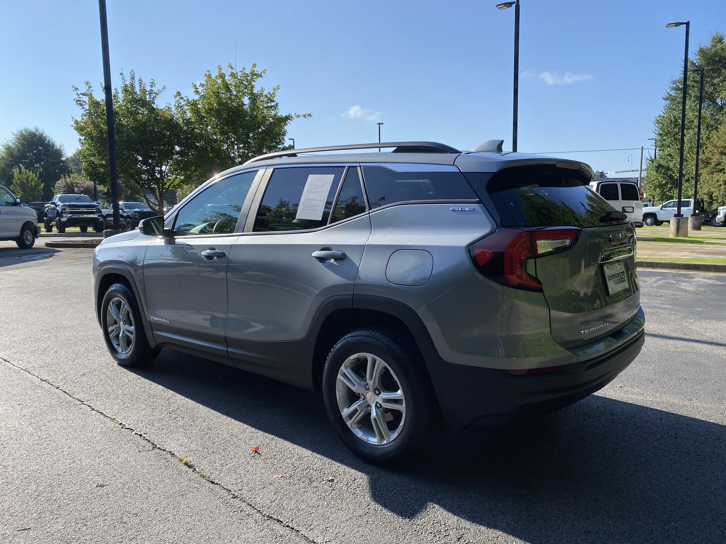 2023 GMC Terrain SLE