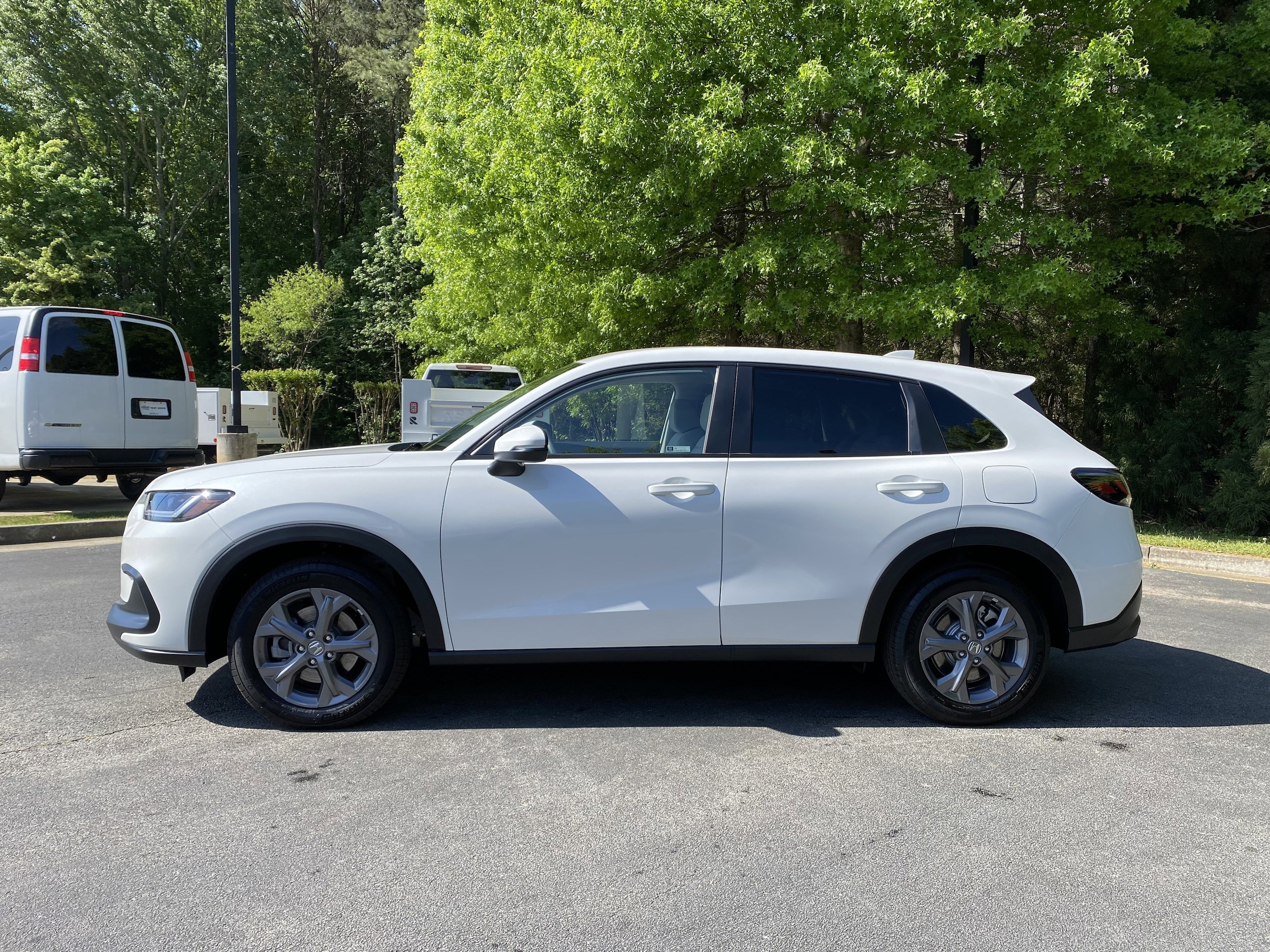 2026 Honda HR-V LX photo 5