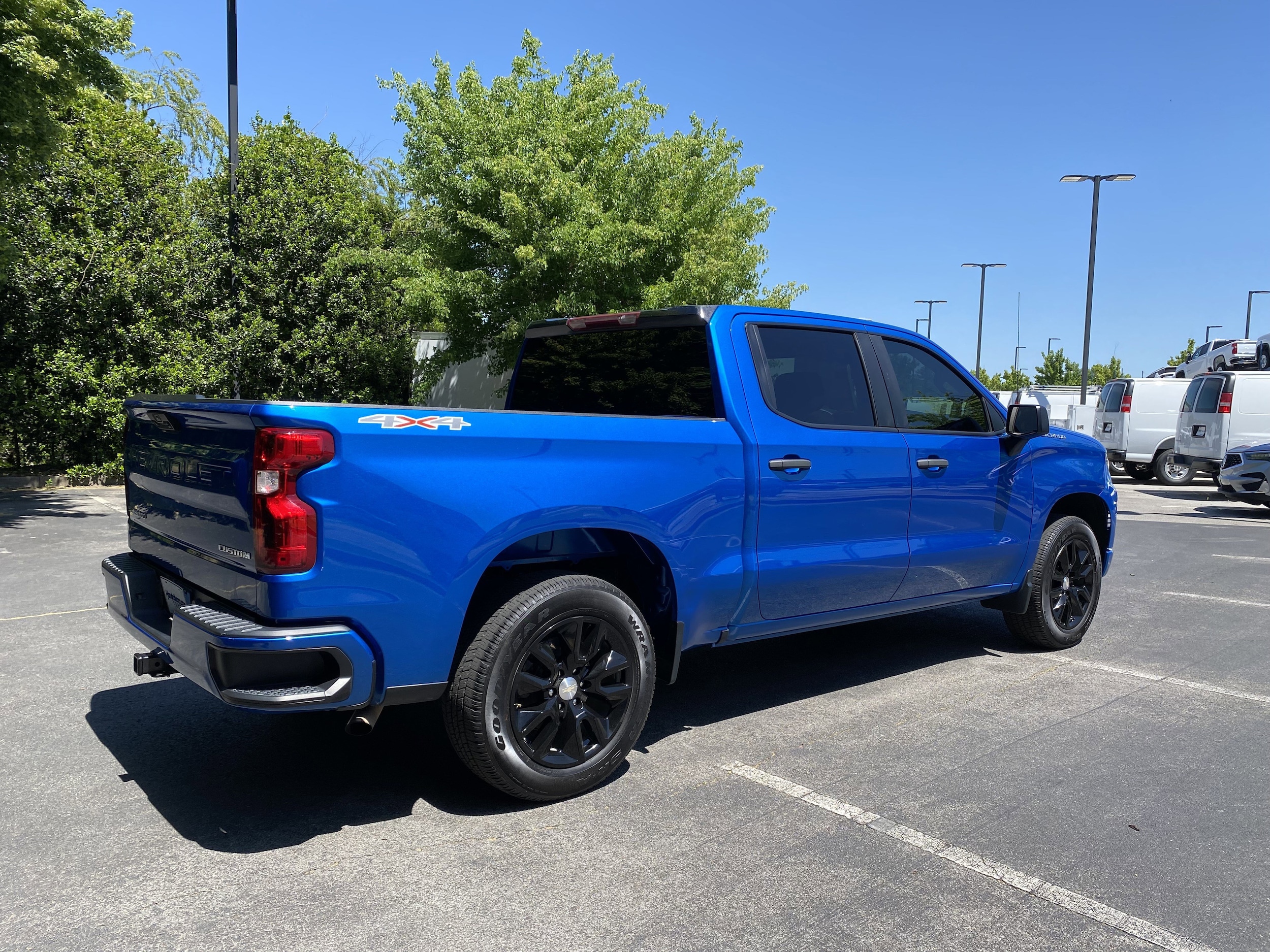 2022 Chevrolet Silverado 1500 Custom photo 3