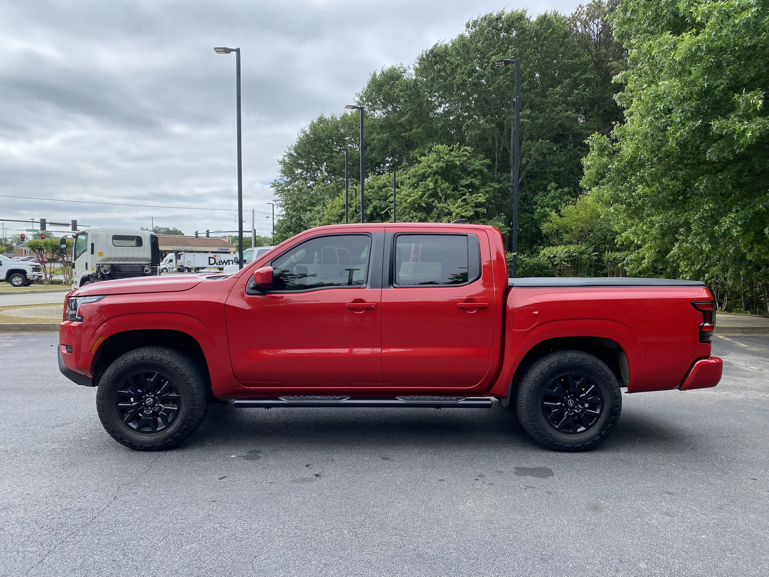 2023 Nissan Frontier SV photo 5