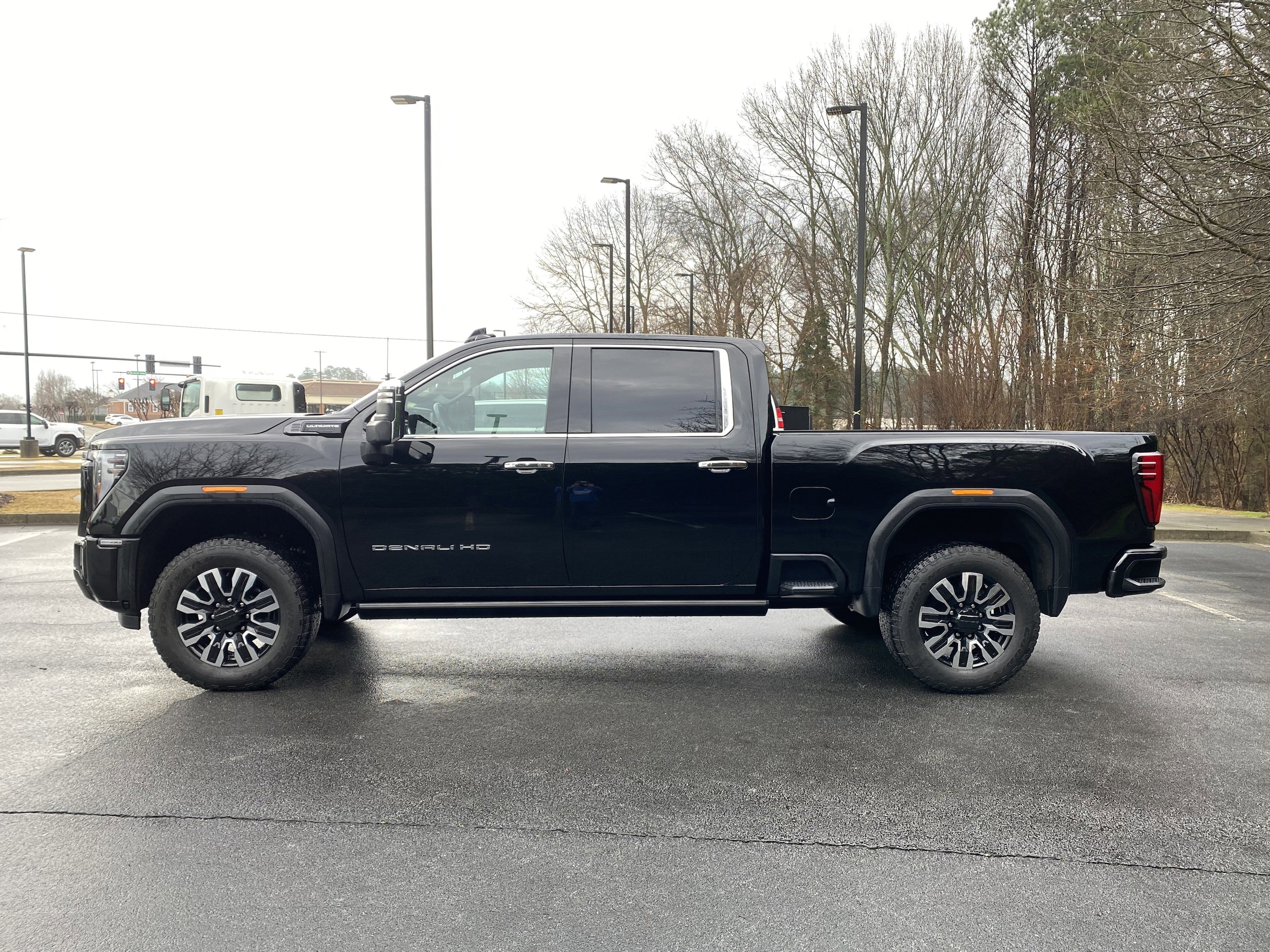 2025 GMC Sierra 2500HD Denali Ultimate photo 4