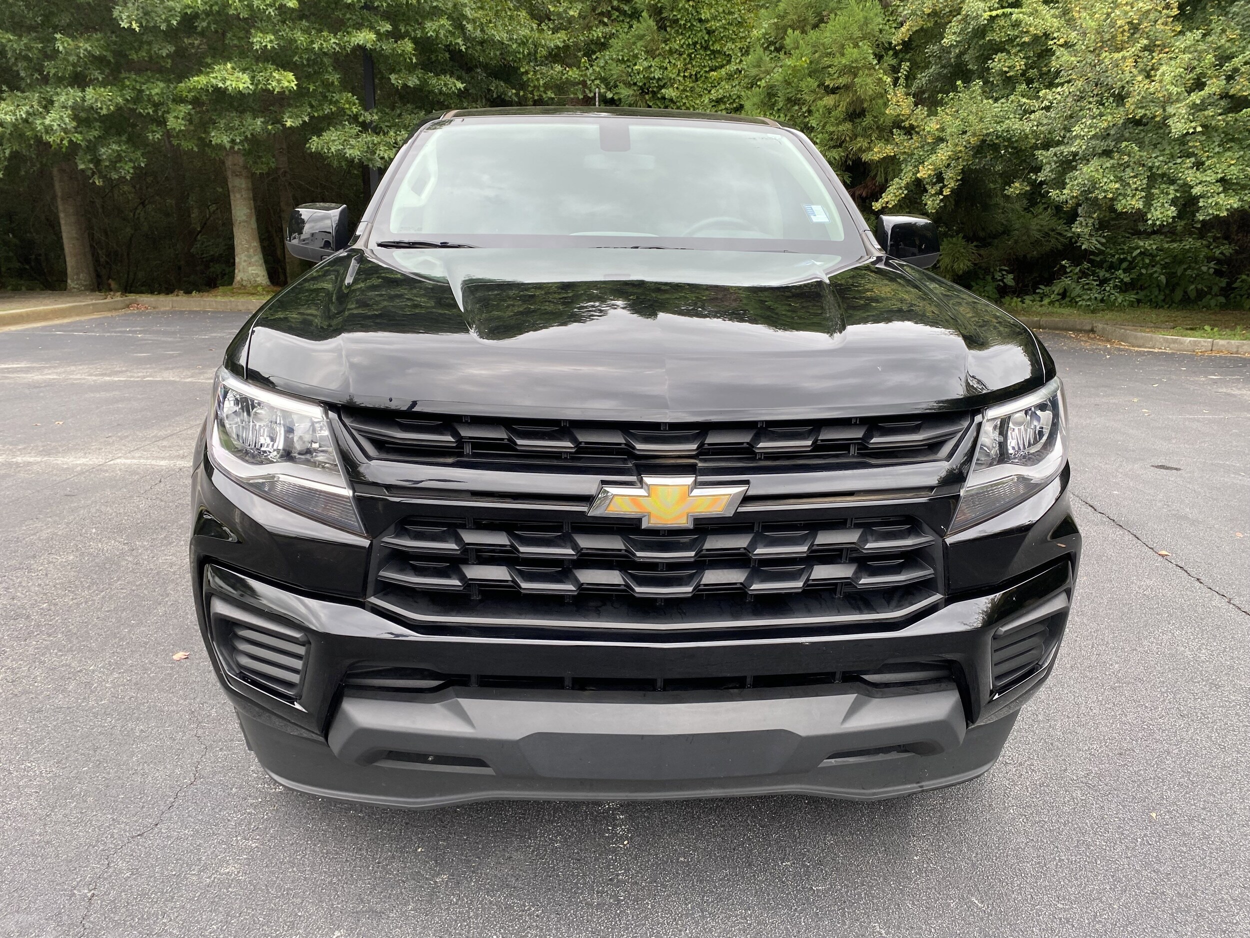 2022 Chevrolet Colorado Work Truck photo 2