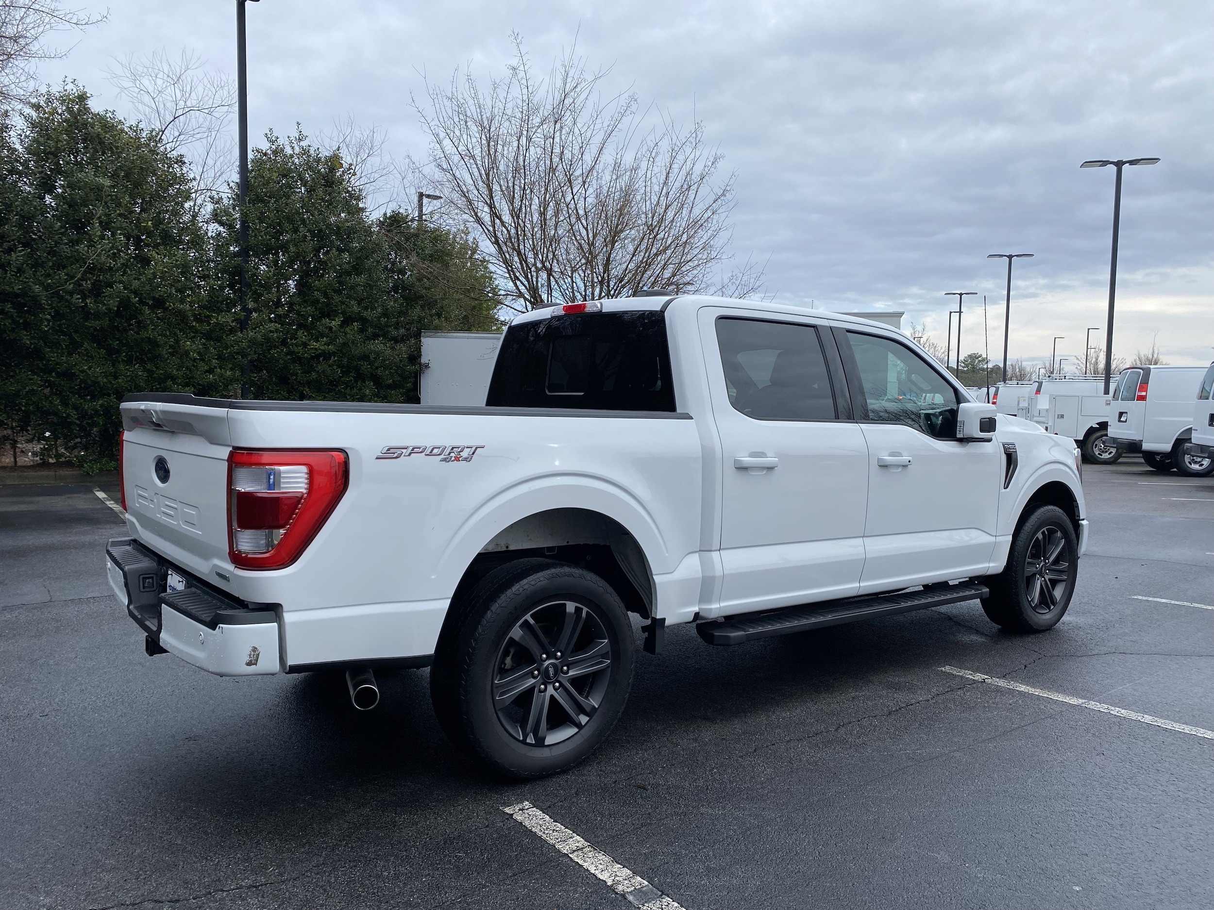 2023 Ford F-150 LARIAT photo 3