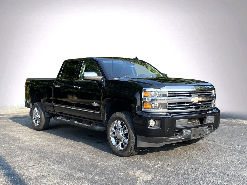 Used 2017 Chevrolet Silverado 2500HD High Country Pickup