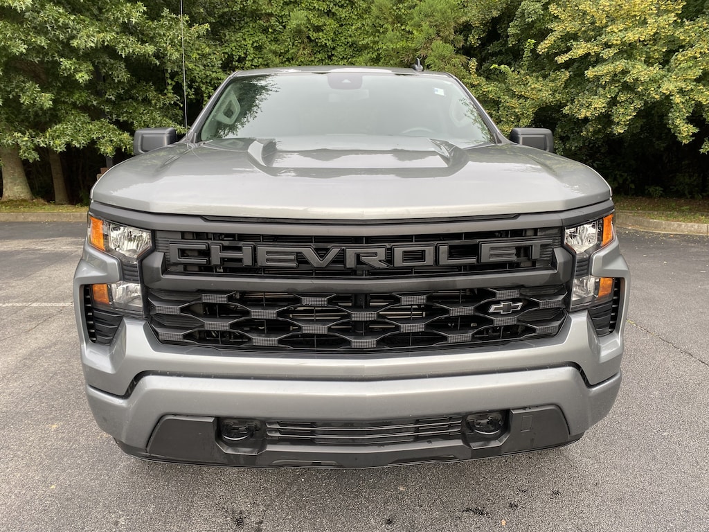 Used 2025 Chevrolet Silverado 1500 Custom Pickup