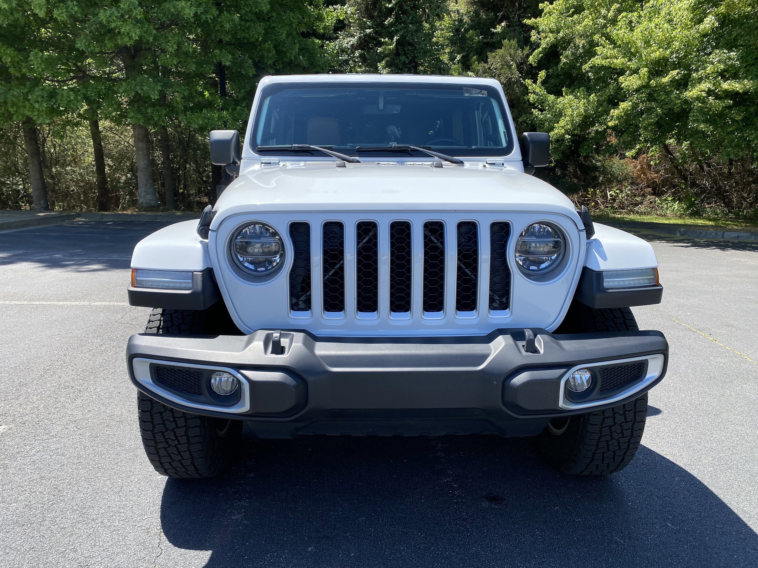 2020 Jeep Gladiator Overland photo 2