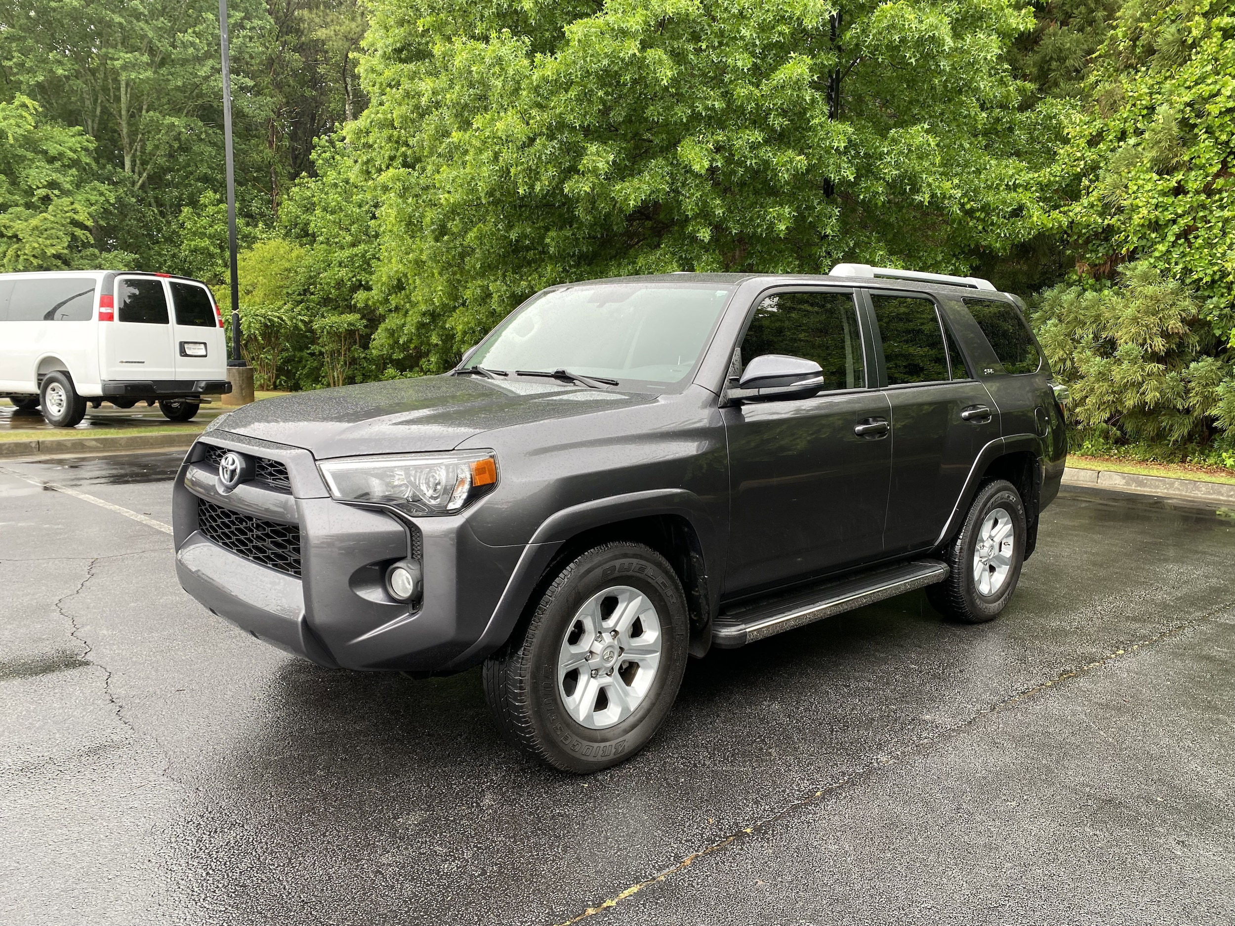 2017 Toyota 4Runner SR5 Premium photo 4