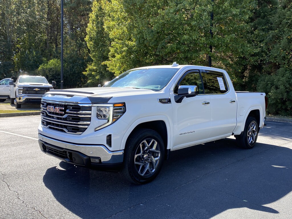 Used 2022 GMC Sierra 1500 SLT Pickup