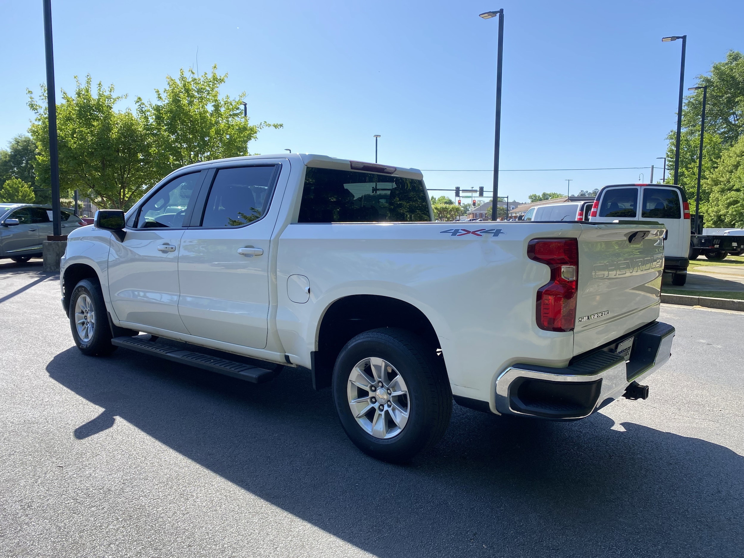 2022 Chevrolet Silverado 1500 LTD LT photo 6