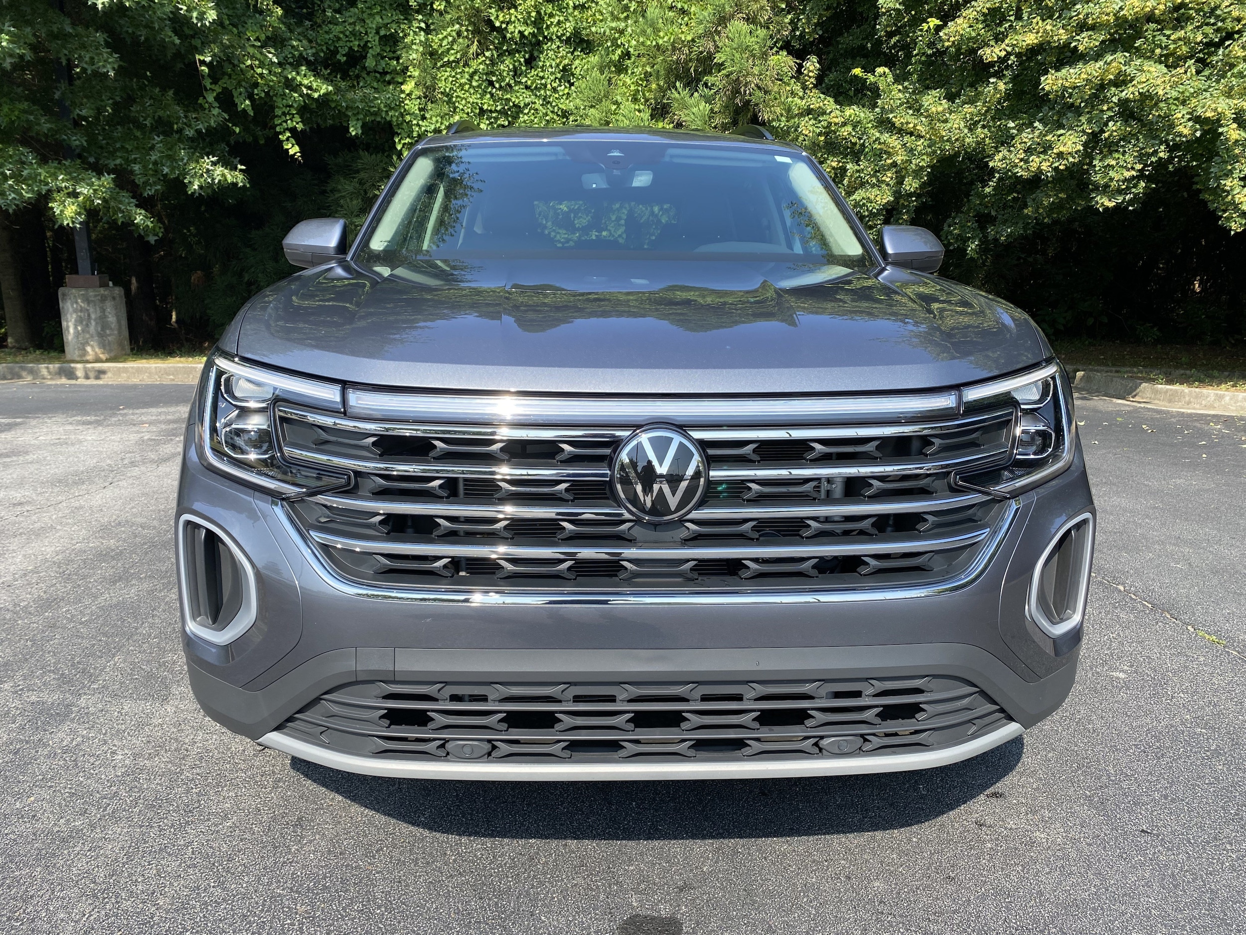 2025 Volkswagen Atlas 2.0T SE