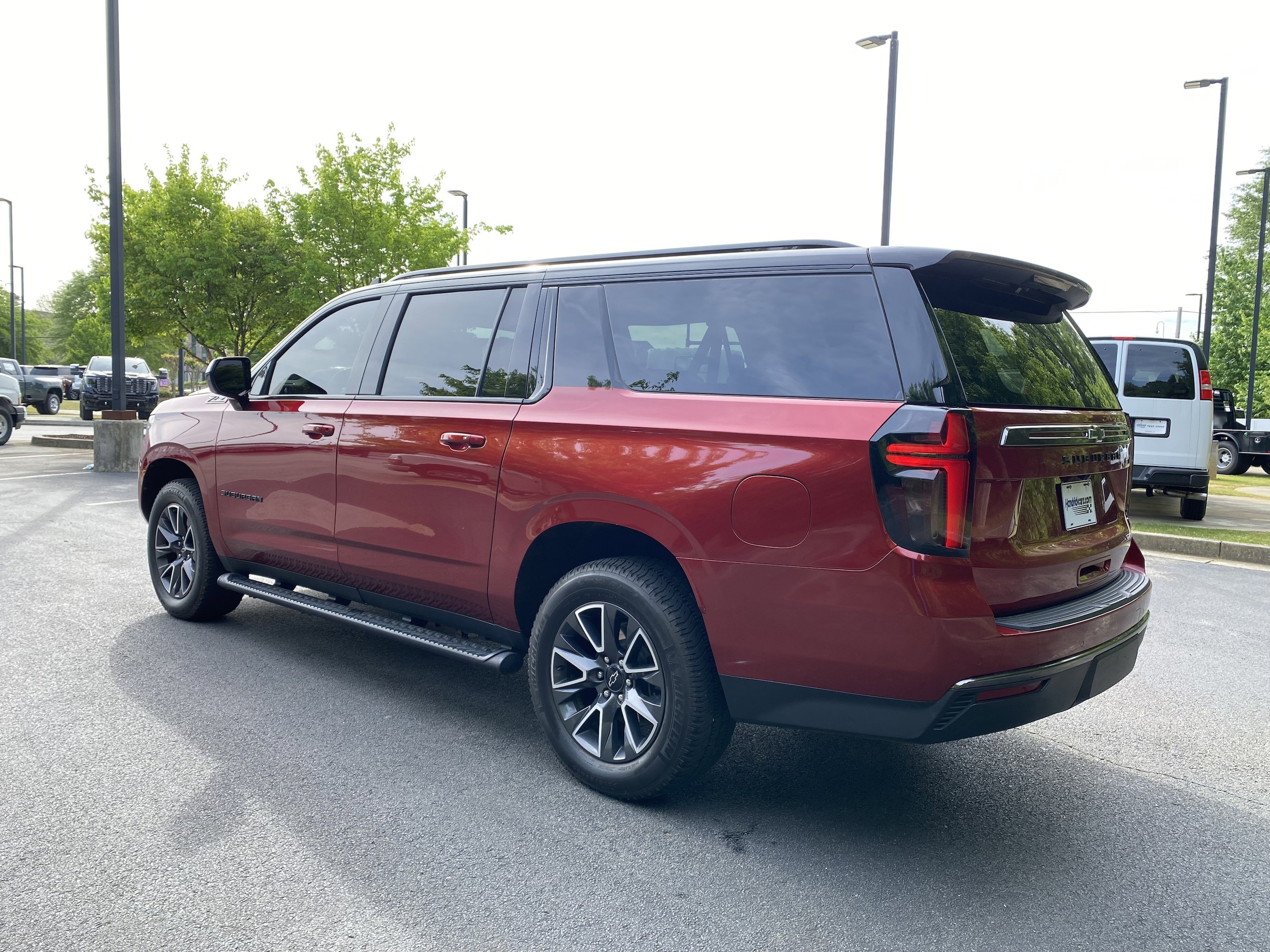 2022 Chevrolet Suburban Z71 photo 6