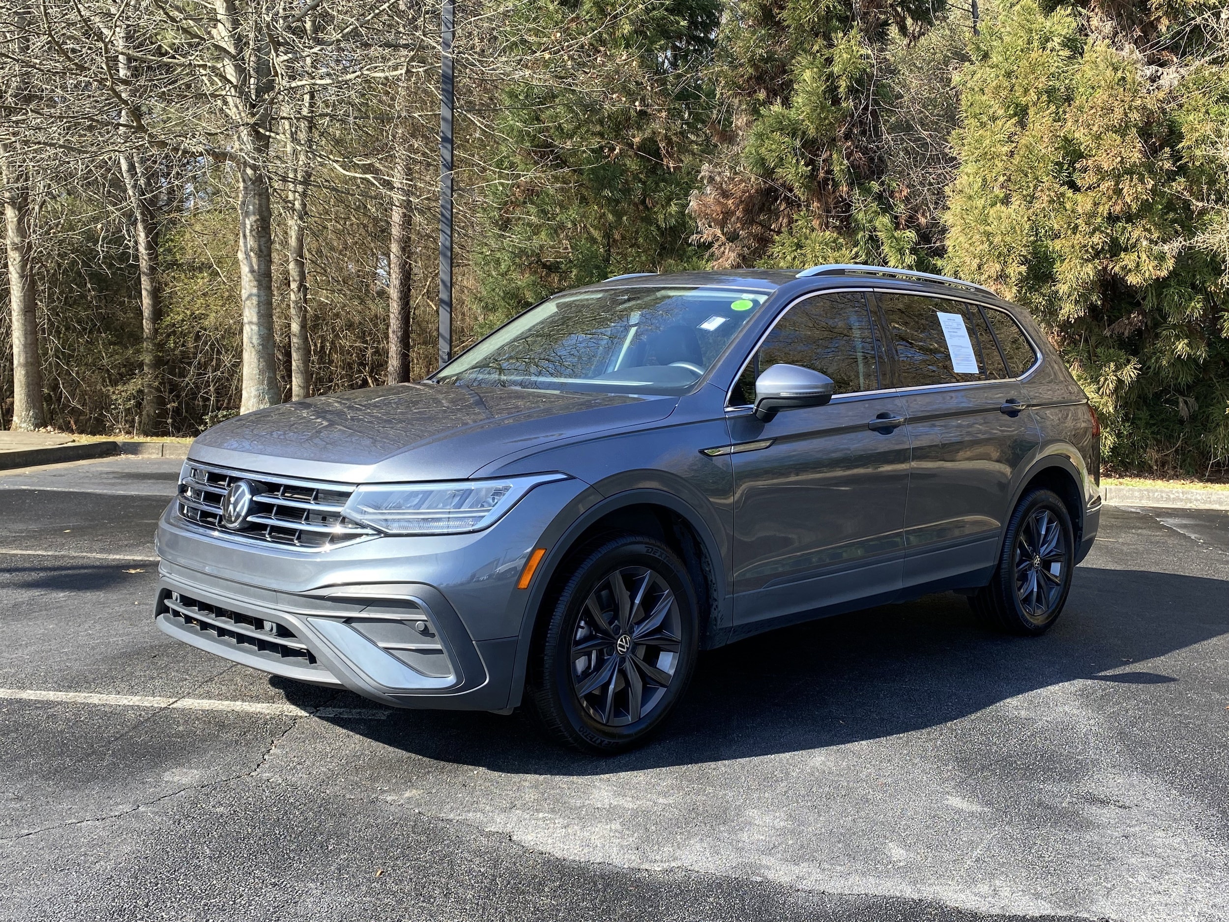 2022 Volkswagen Tiguan SE photo 4