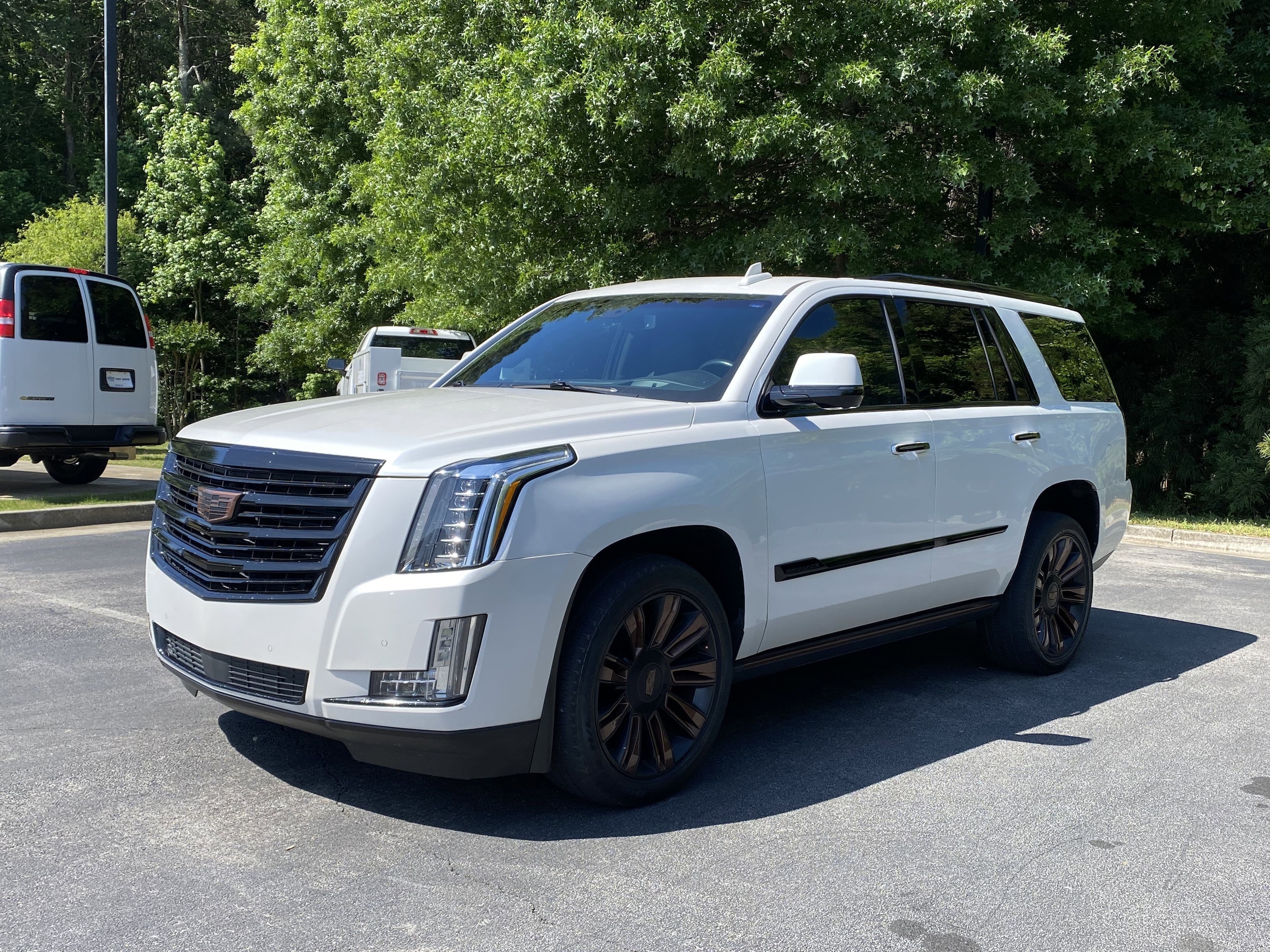 2016 CADILLAC Escalade Platinum photo 5