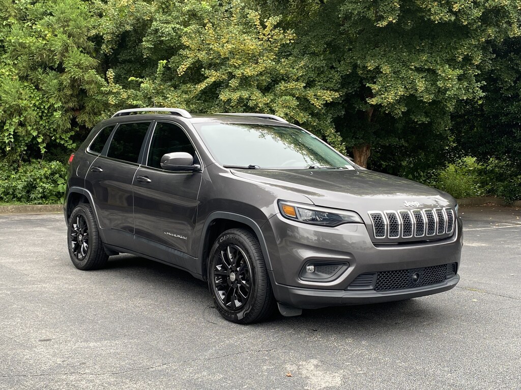 Used 2021 Jeep Cherokee Latitude Plus SUV