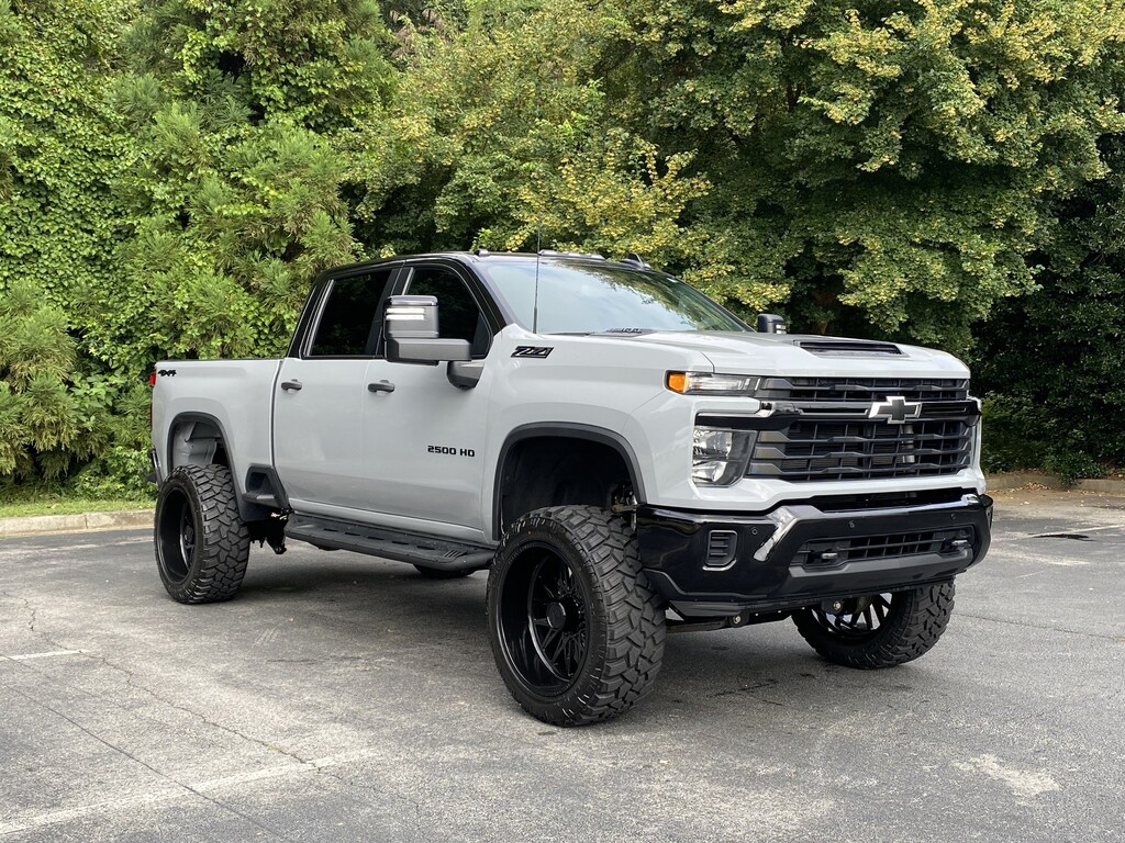 Used 2025 Chevrolet Silverado 2500HD Custom Pickup