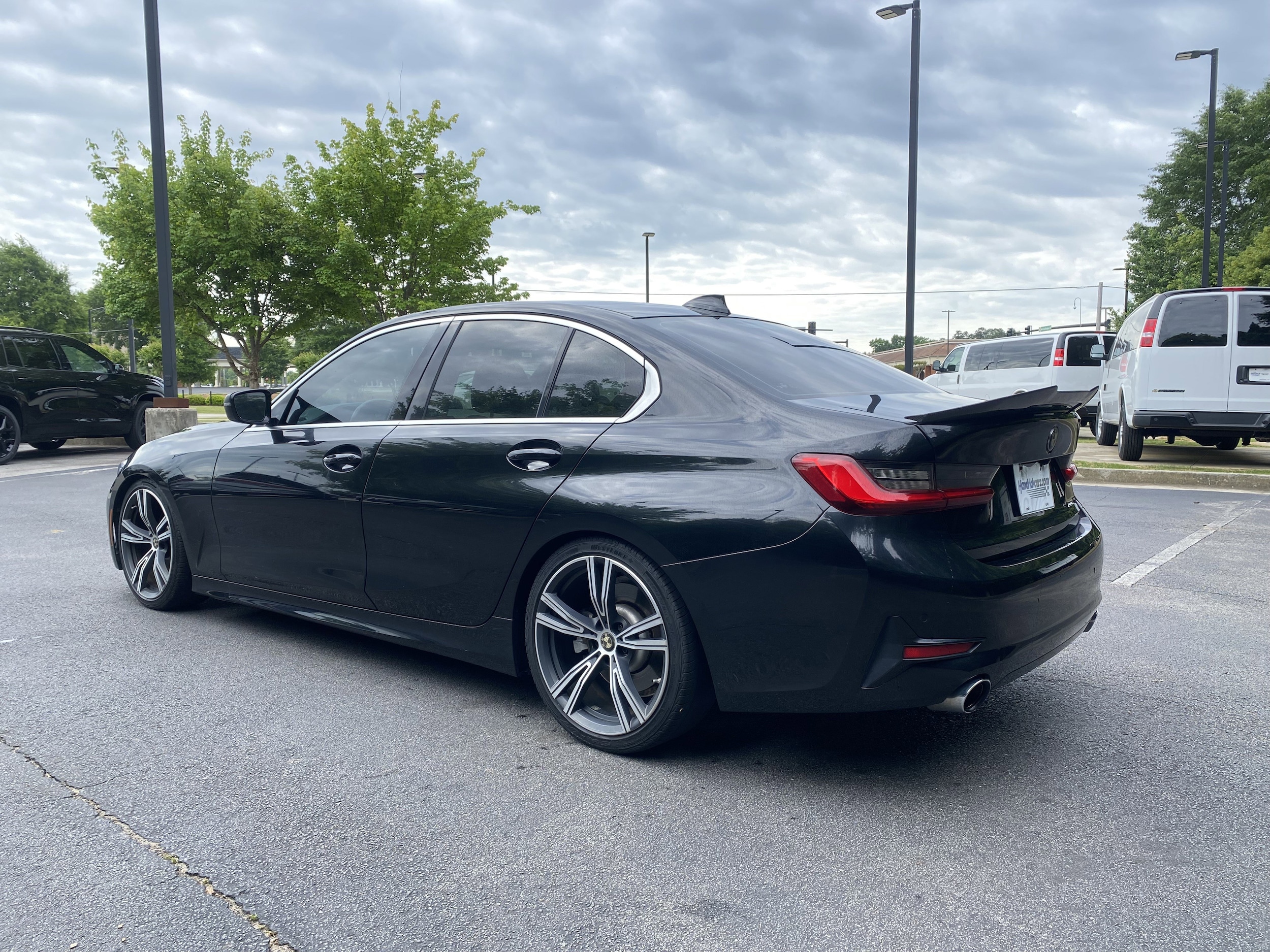 2020 BMW 3 Series 330i photo 6